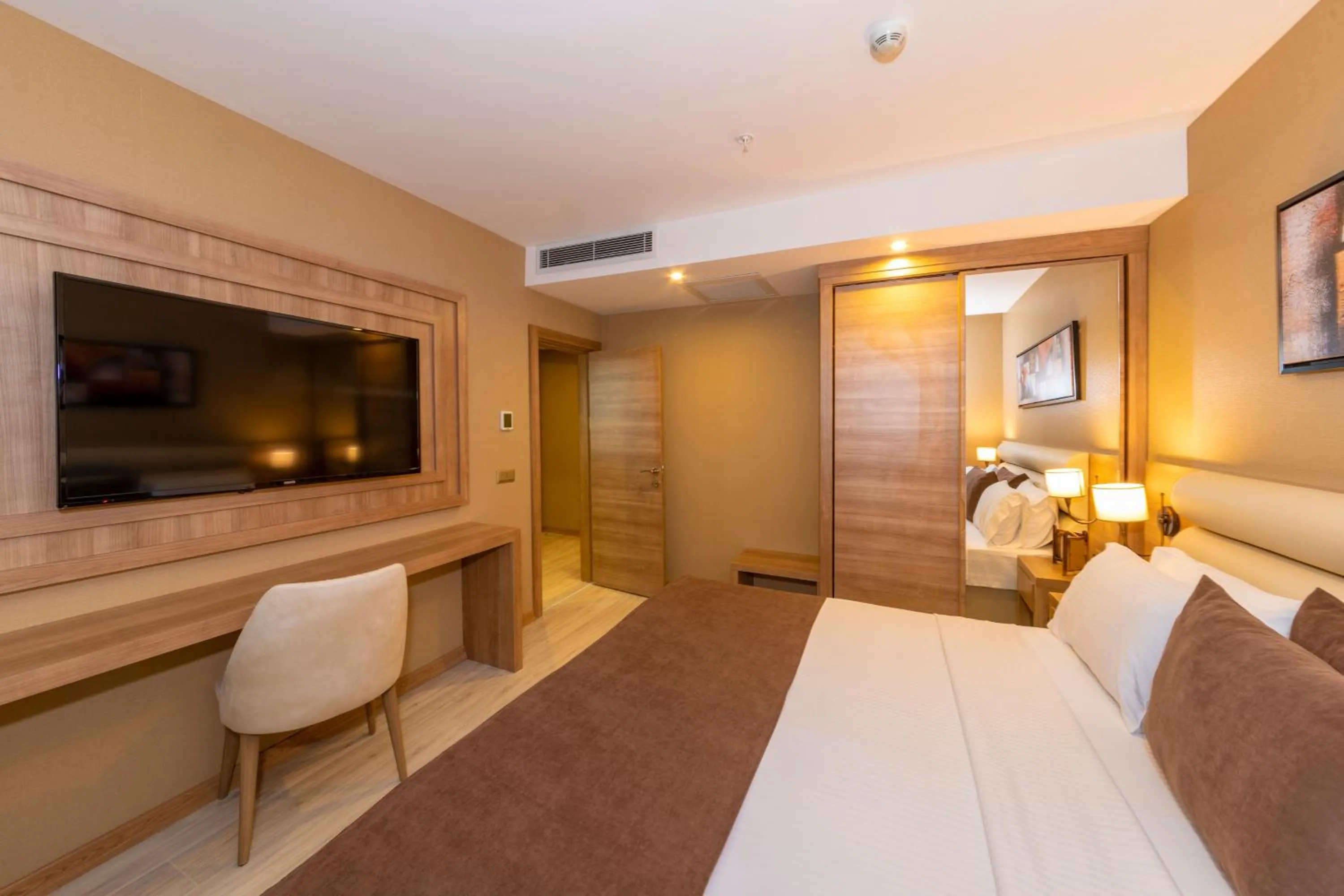 Photo of the whole room, Bed in 38 Hotel