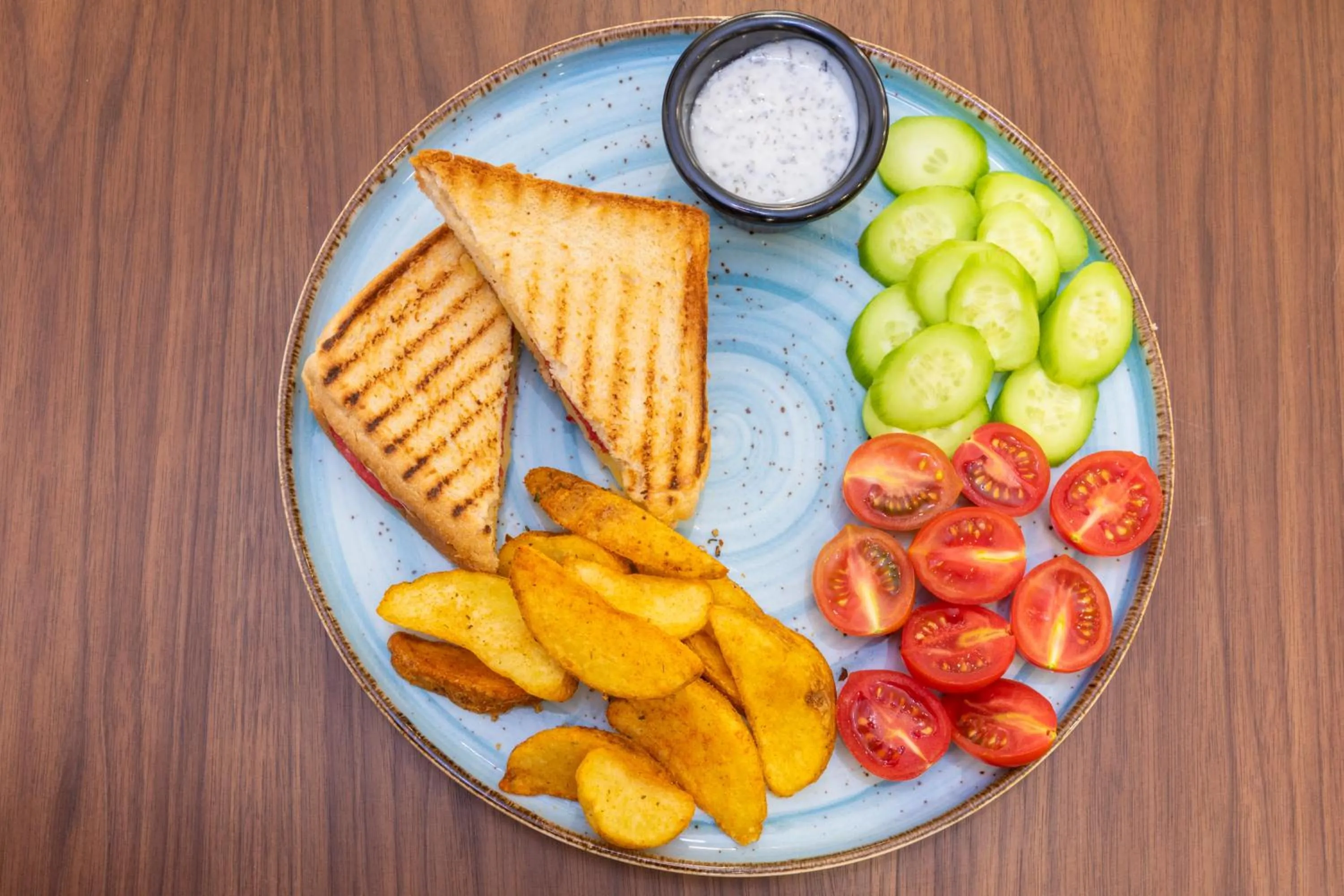 Food and drinks in 38 Hotel