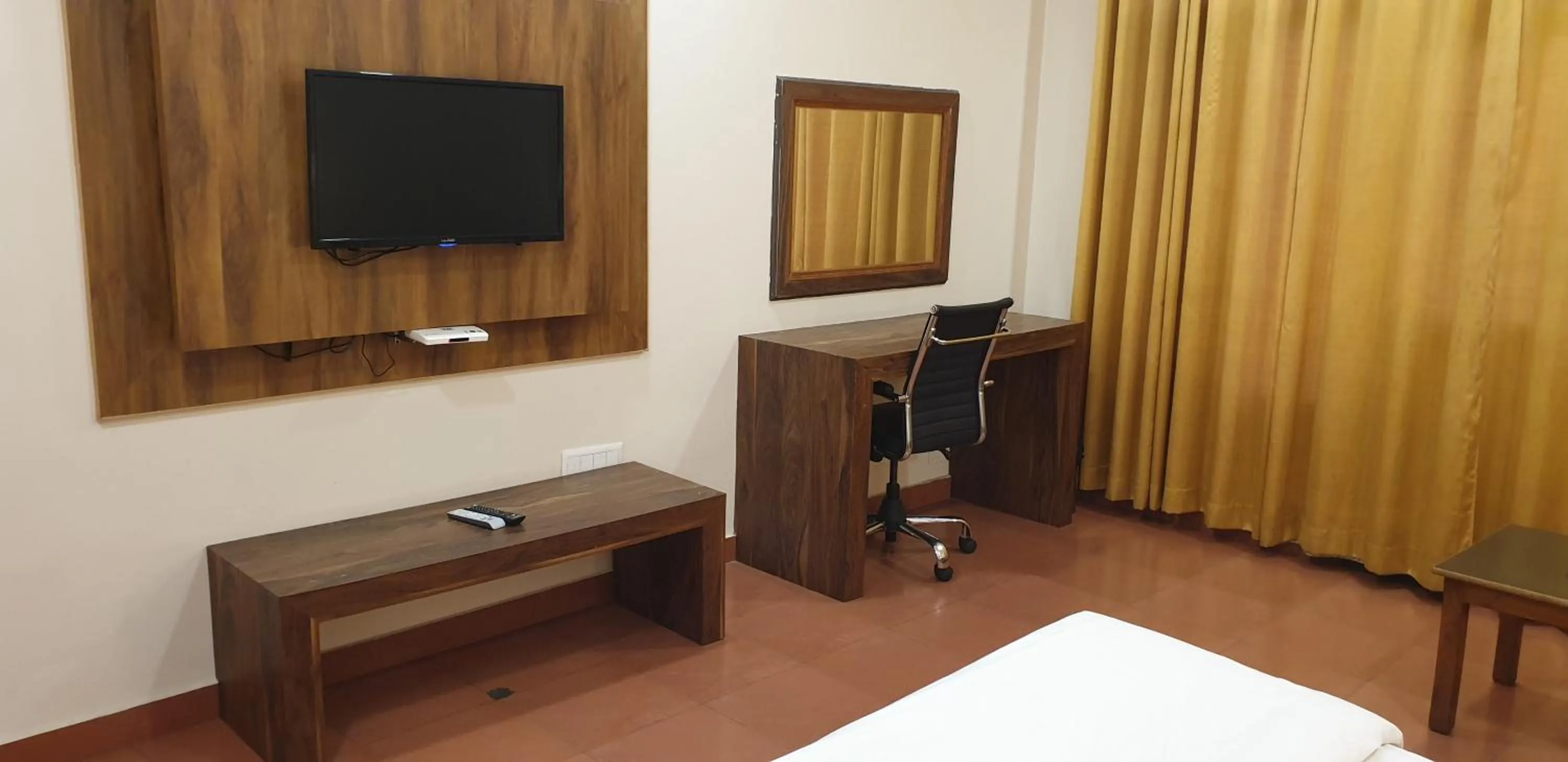 hair dresser, Bed in Hotel Pong View