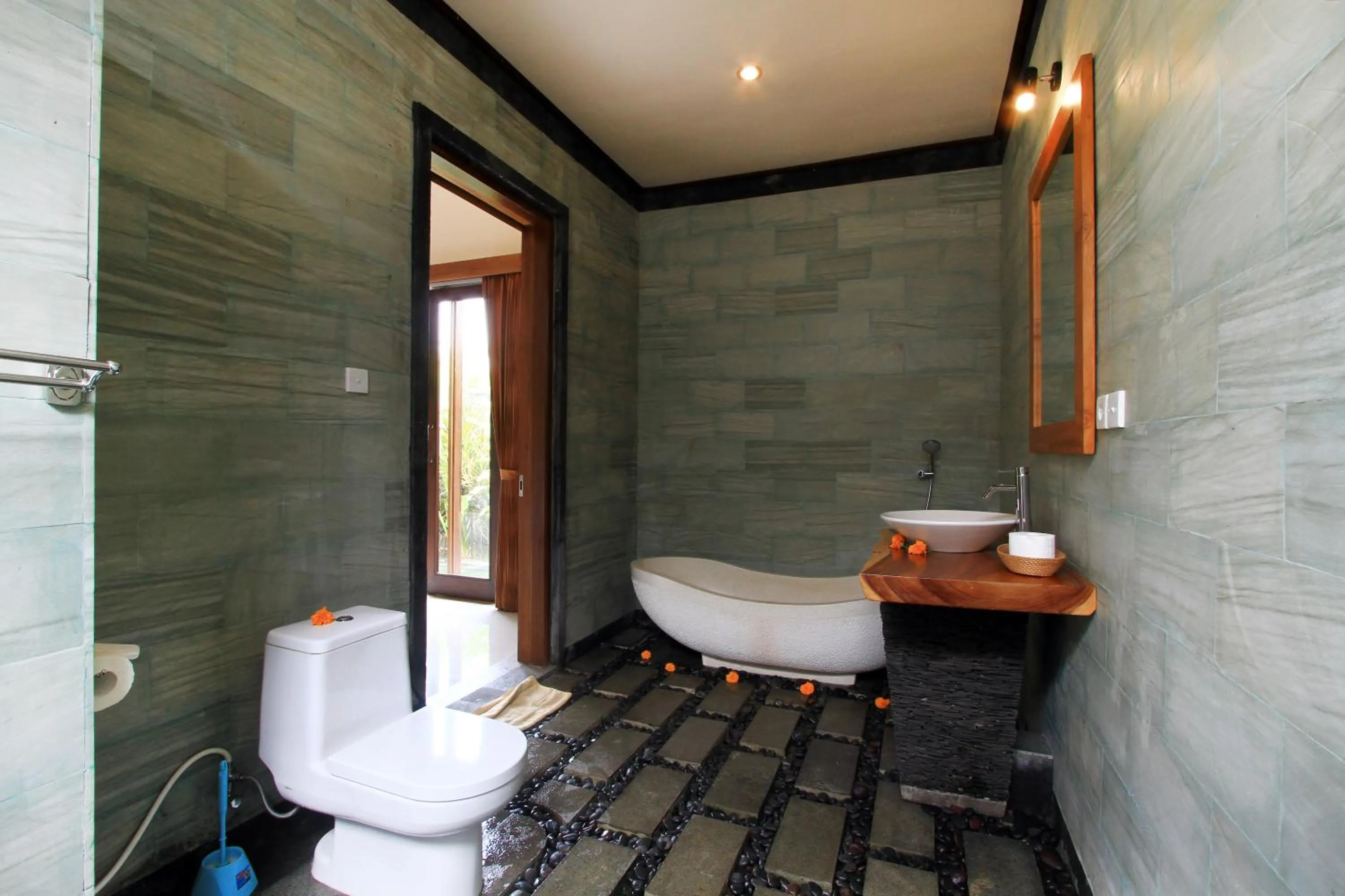 Toilet in Pondok Naya Ubud