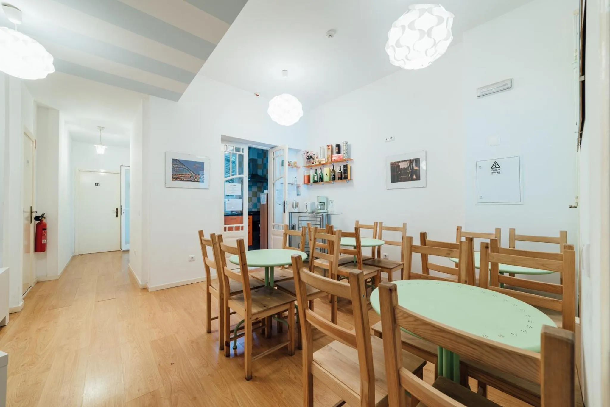 Restaurant/places to eat in SwissPorto Guest House