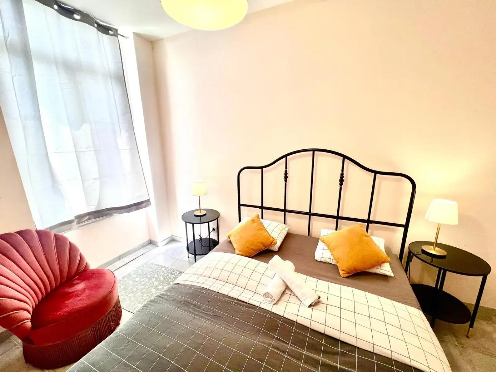 Deluxe Double Room in SwissPorto Guest House Deluxe Double Room in SwissPorto Guest House