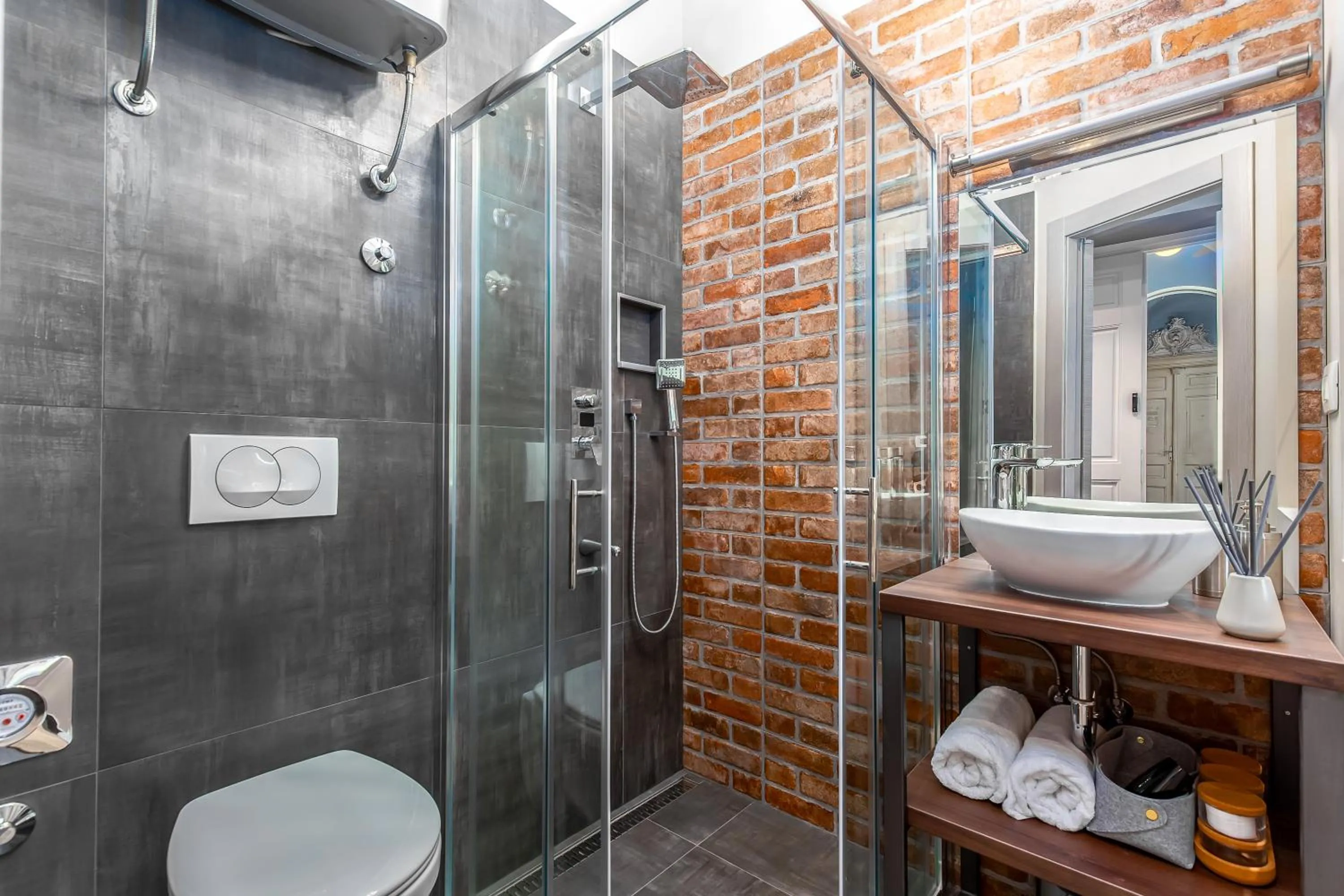 Shower in Deluxe Ploech