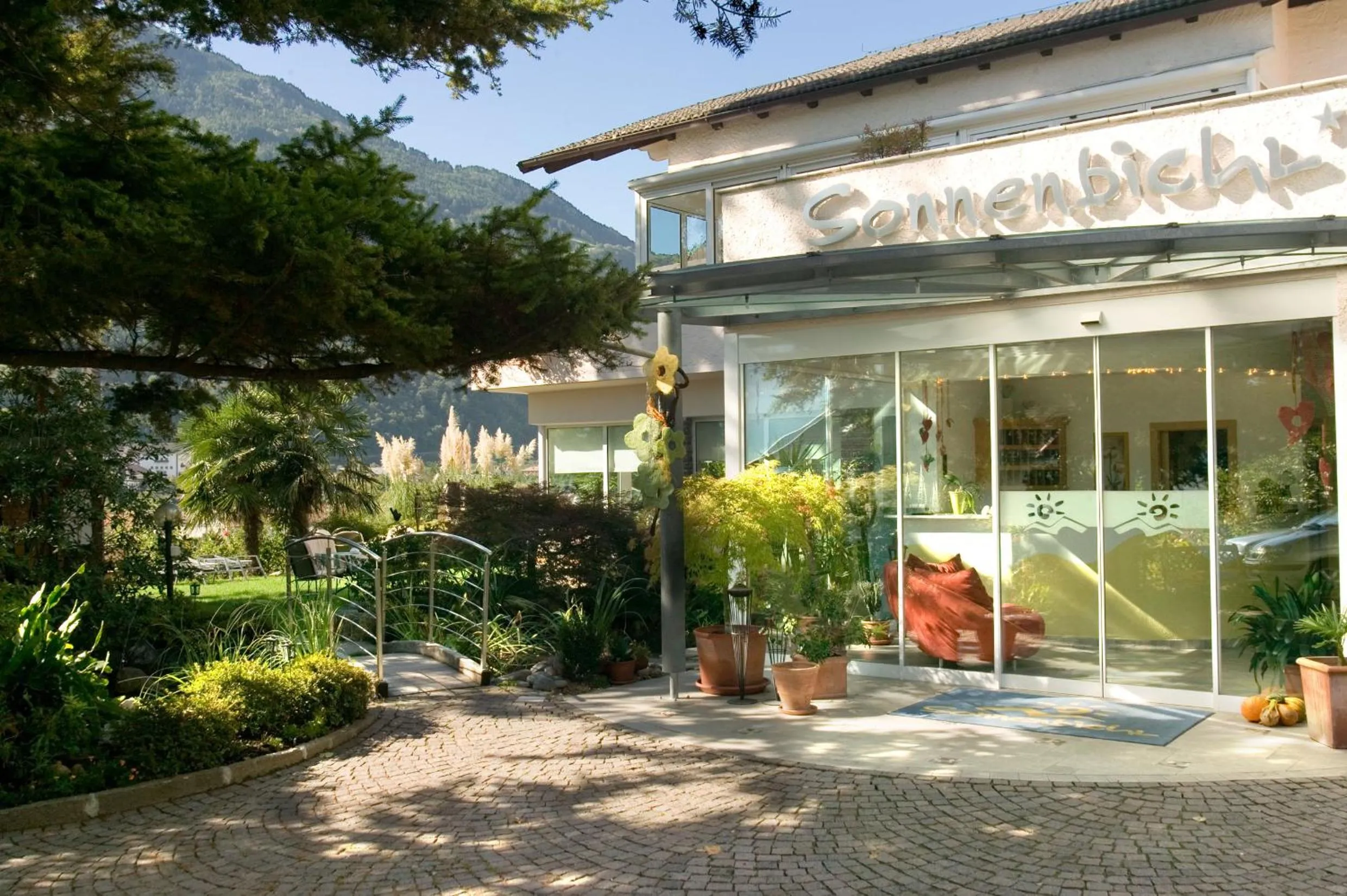 Property building in PALMENGARTEN Hotel Gstör