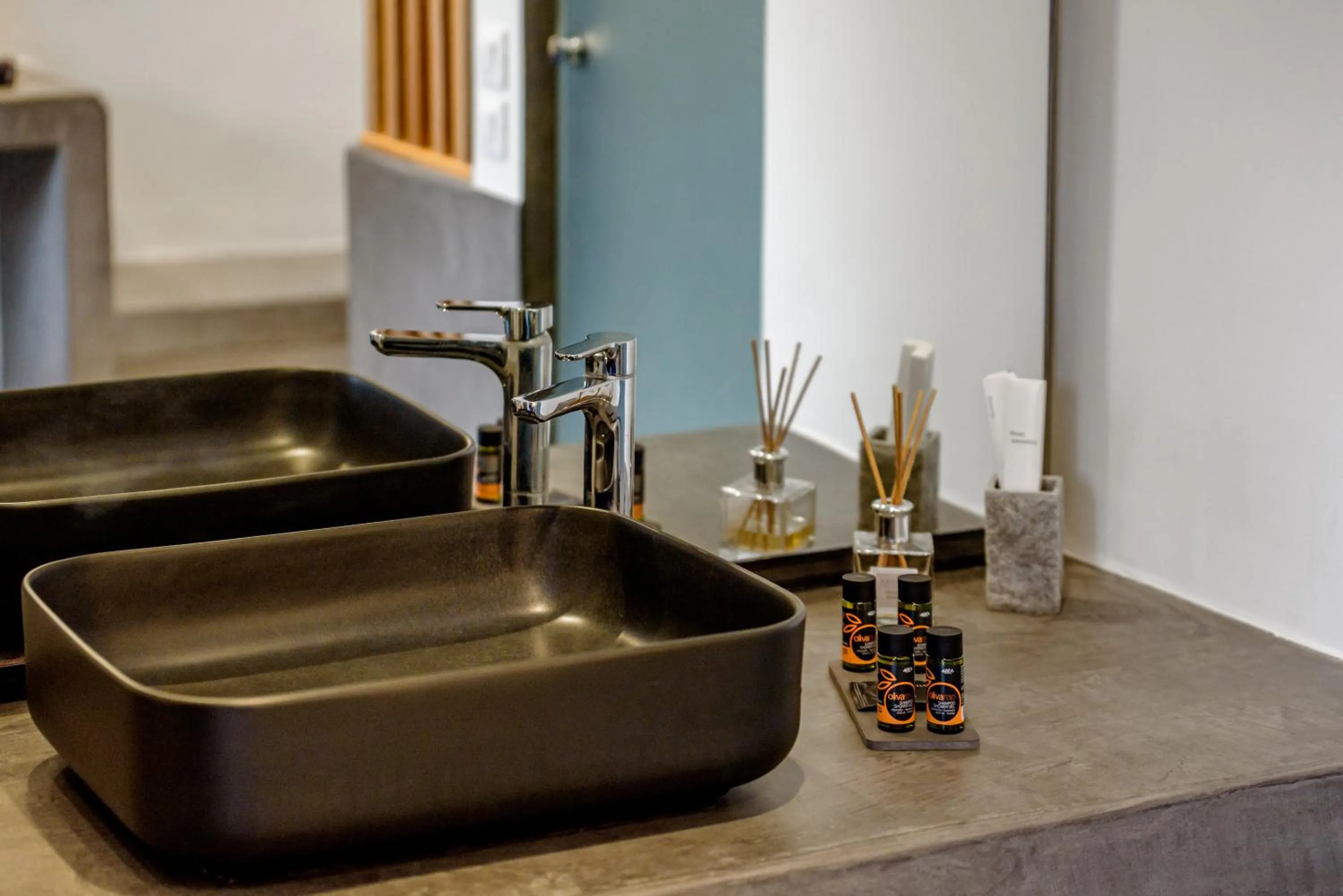 George & Joanna Suites Santorini