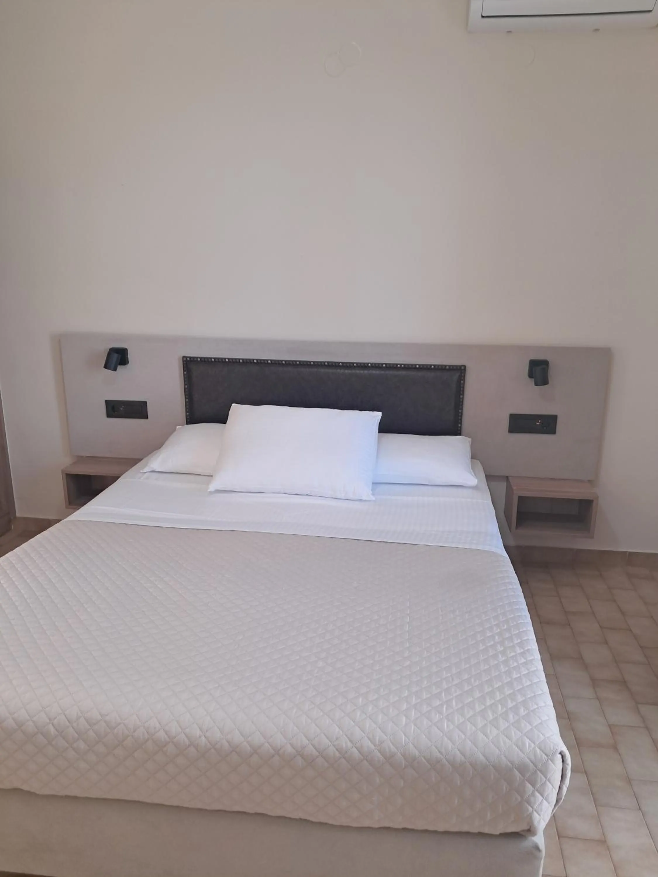 Bed in Asteri Studios