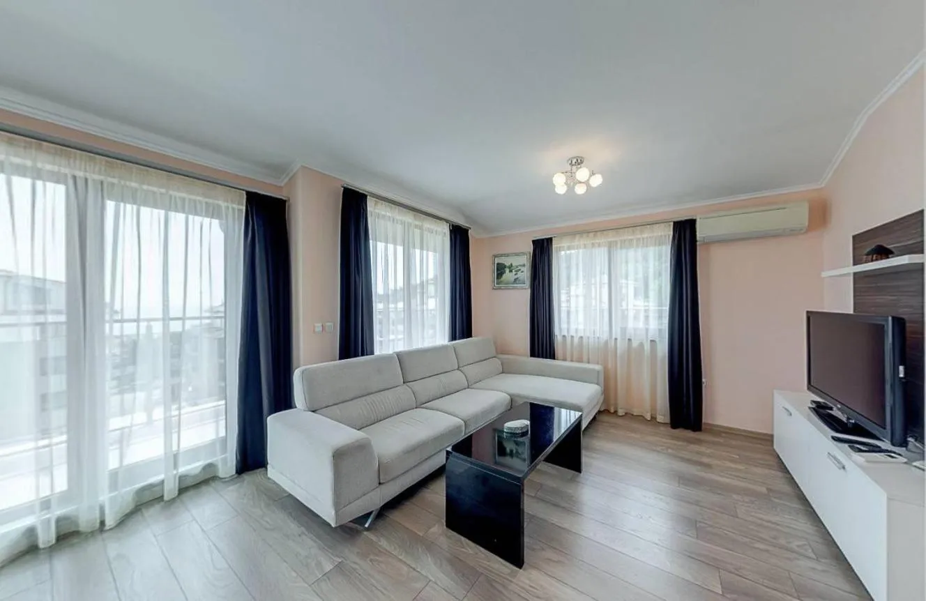 Living room in Long Beach Resort