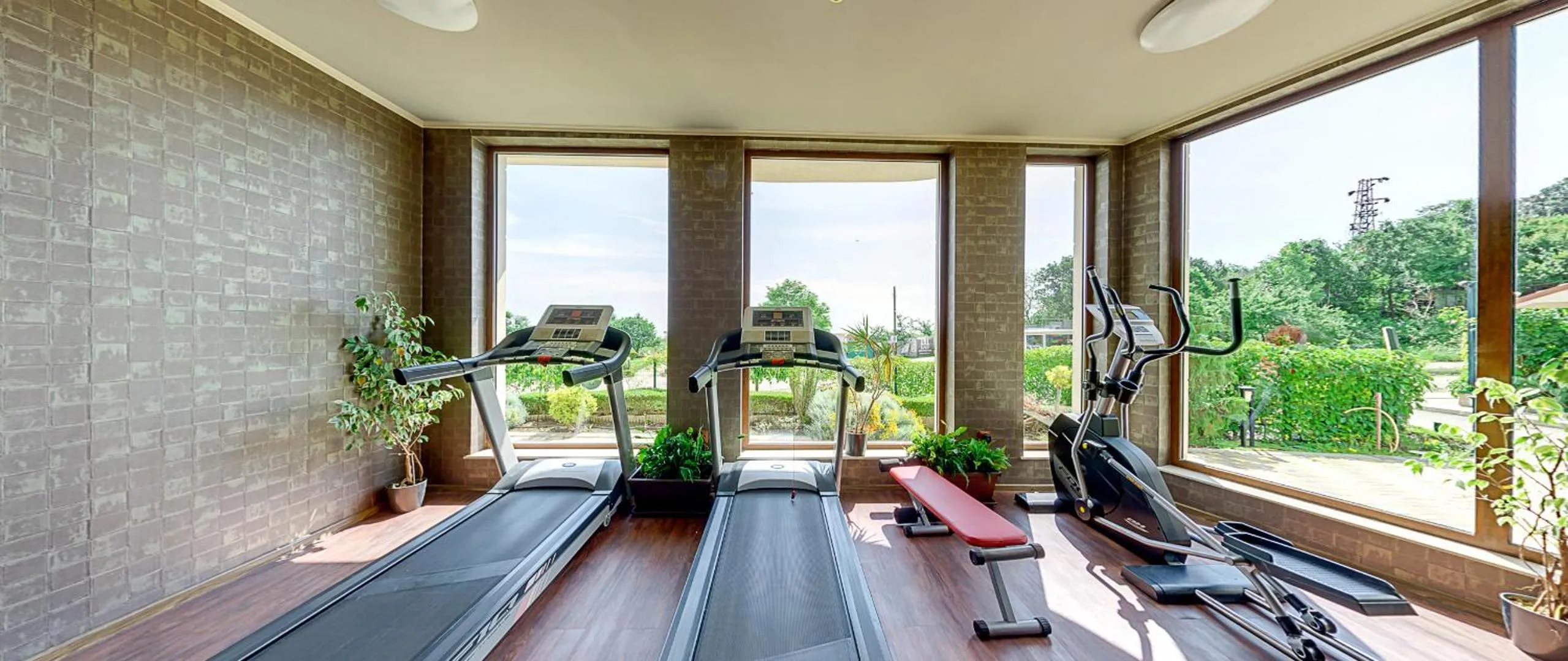 Fitness centre/facilities in Long Beach Resort
