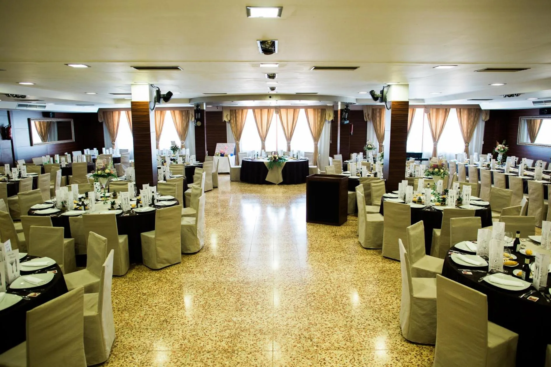 Restaurant/places to eat in Hotel, H de l'Anton