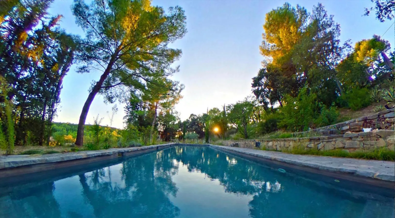 Swimming pool in Maison Catalina