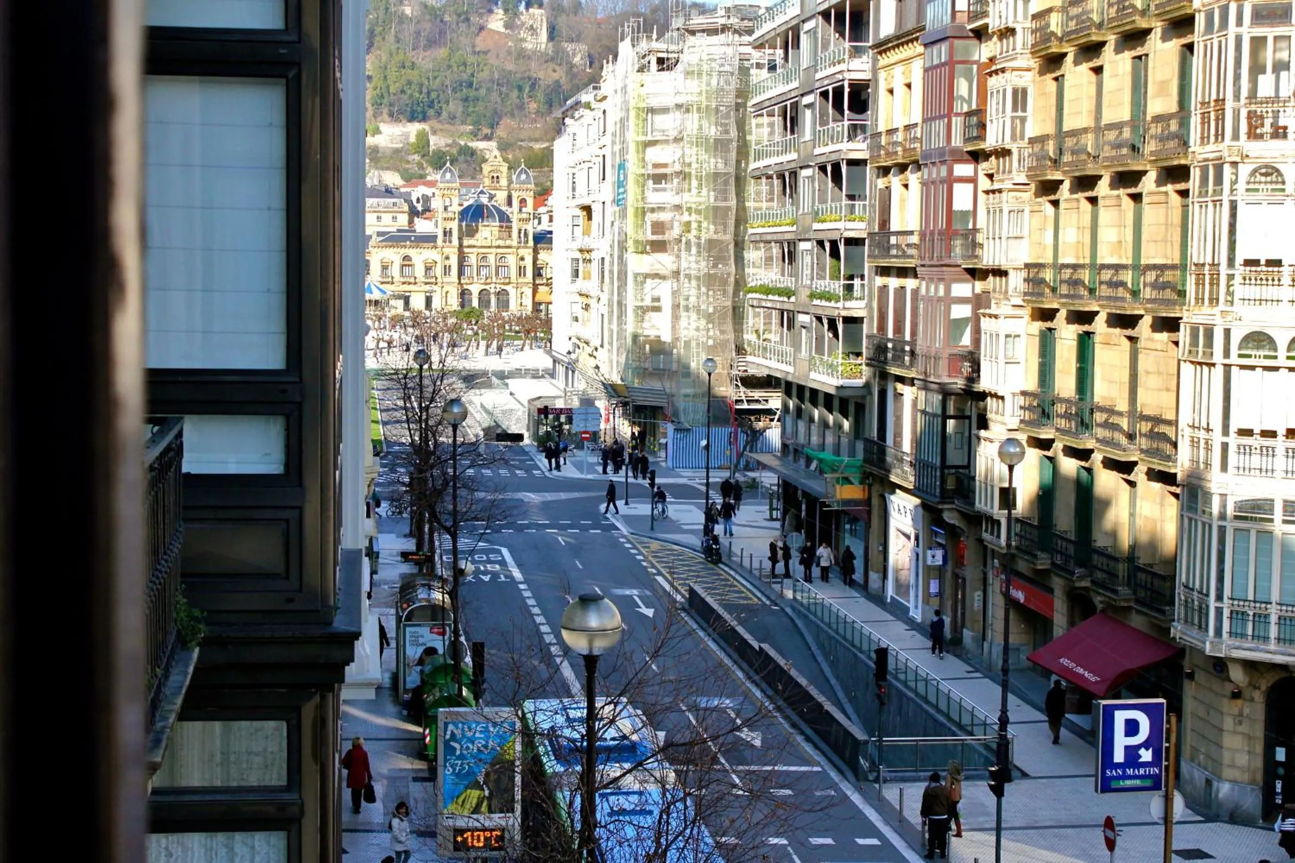 Day in Pensión Urkia