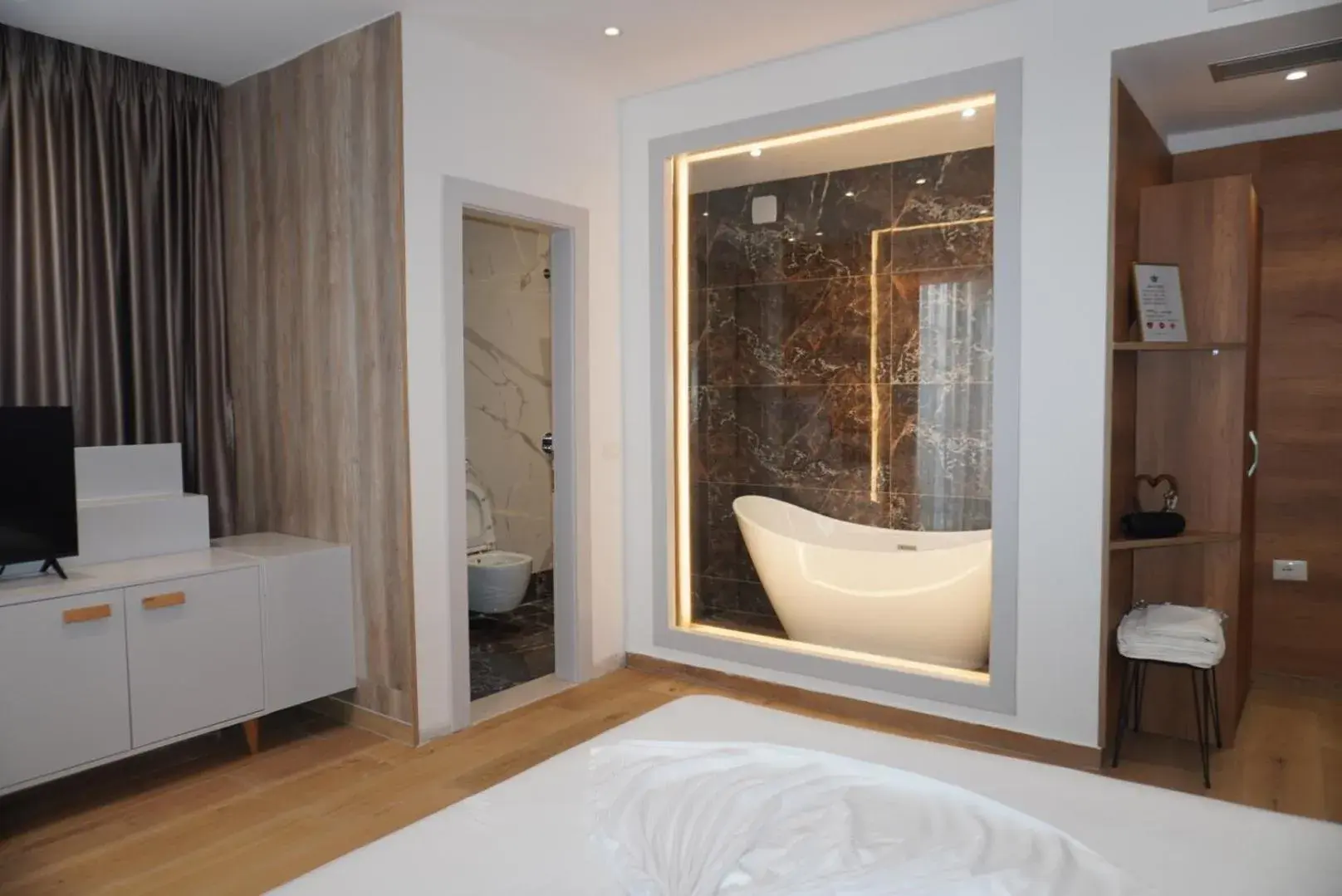 Suite with Balcony in Hotel Colis Suite with Balcony in Hotel Colis