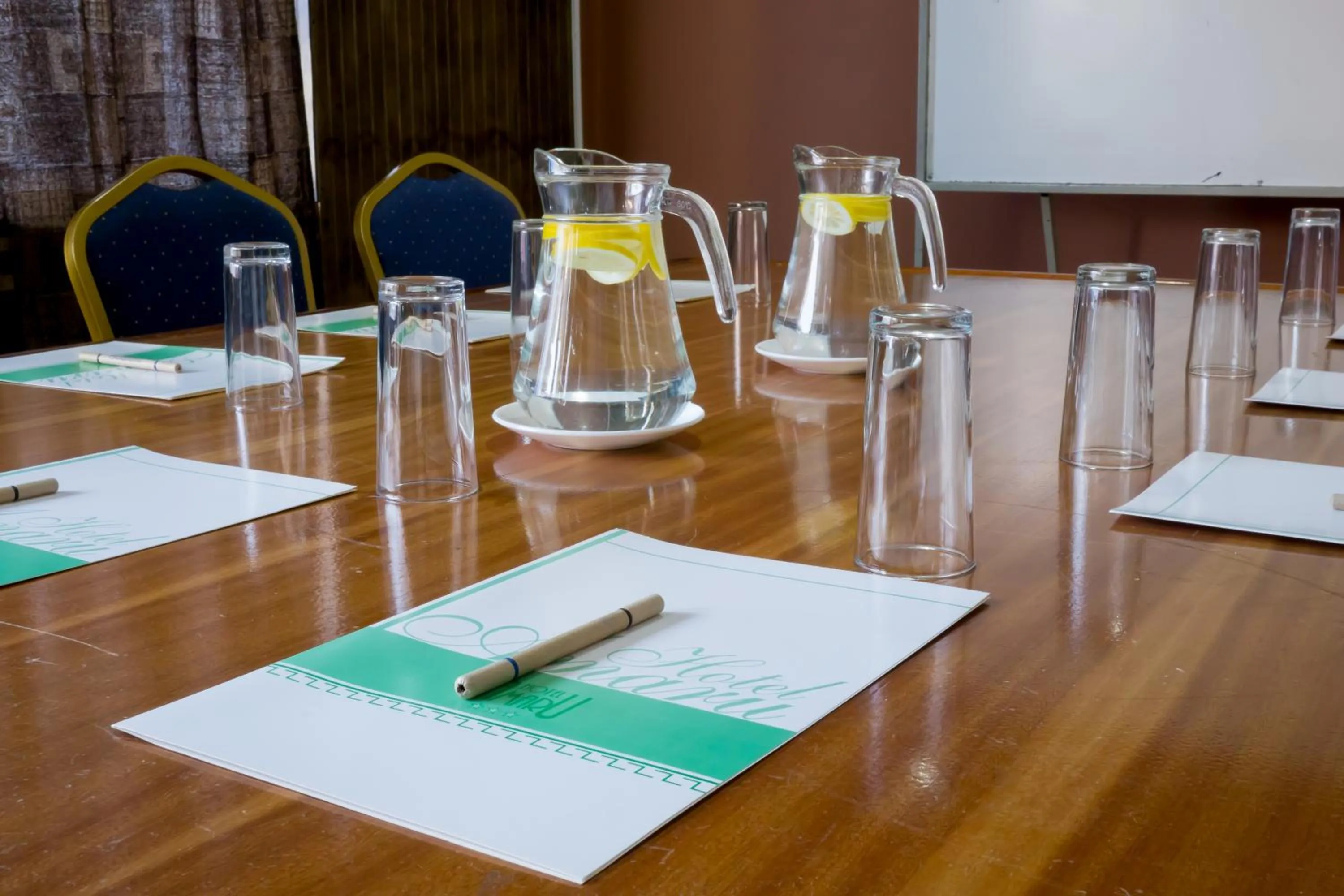 Meeting/conference room in Amaru Hotel
