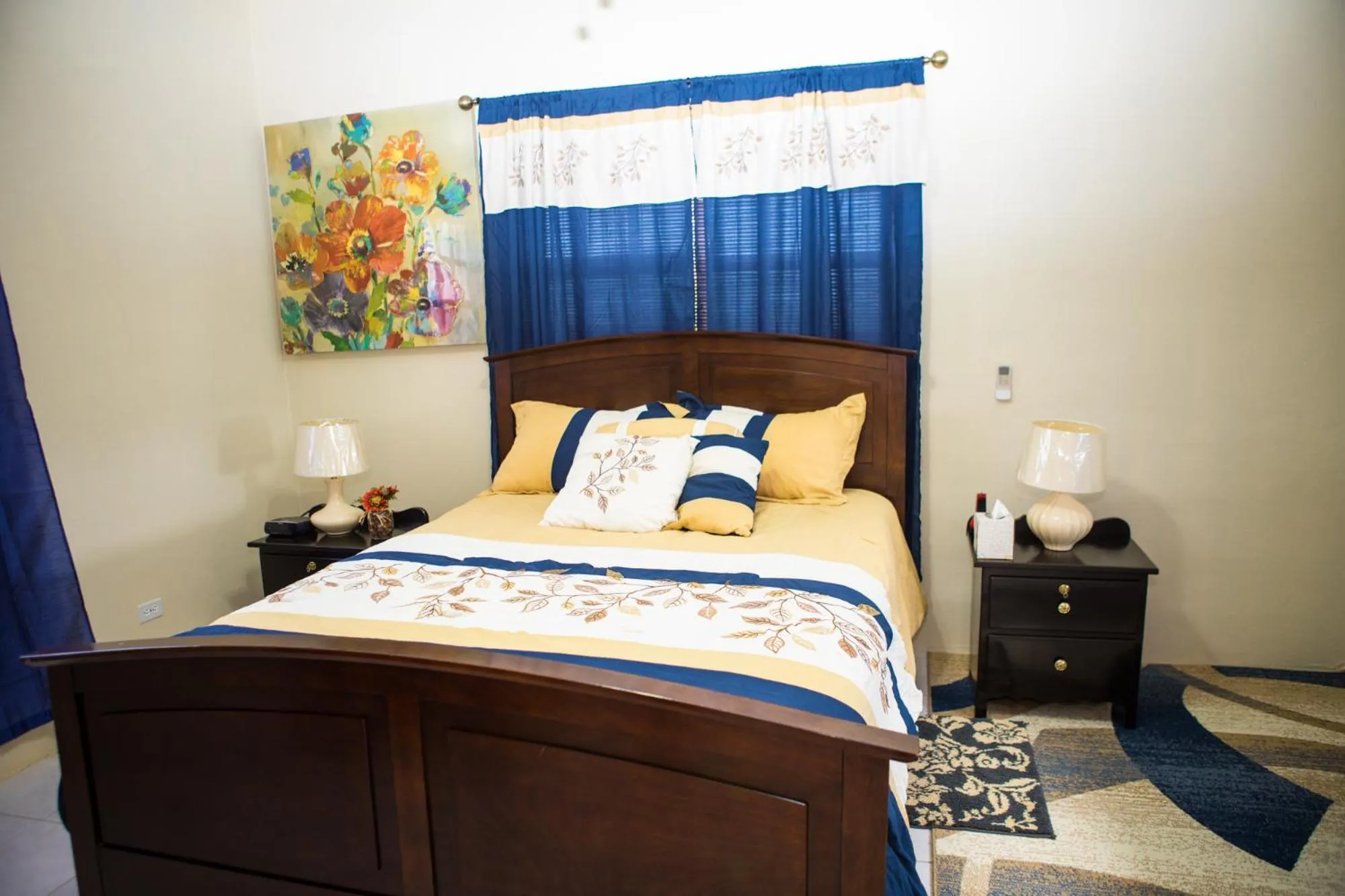 Bedroom, Bed in LAKE VIEW CONDO