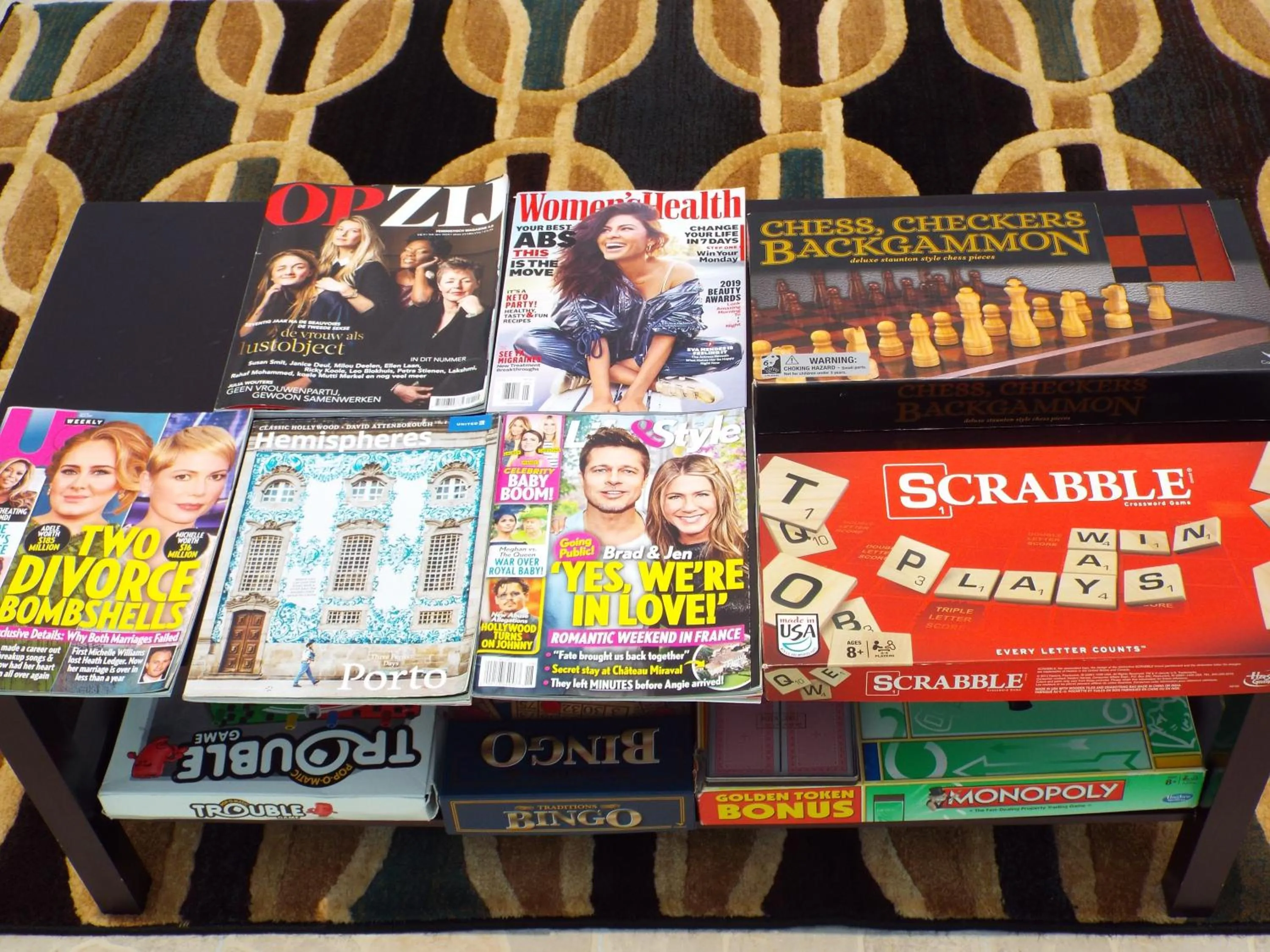 Logo/Certificate/Sign in LAKE VIEW CONDO