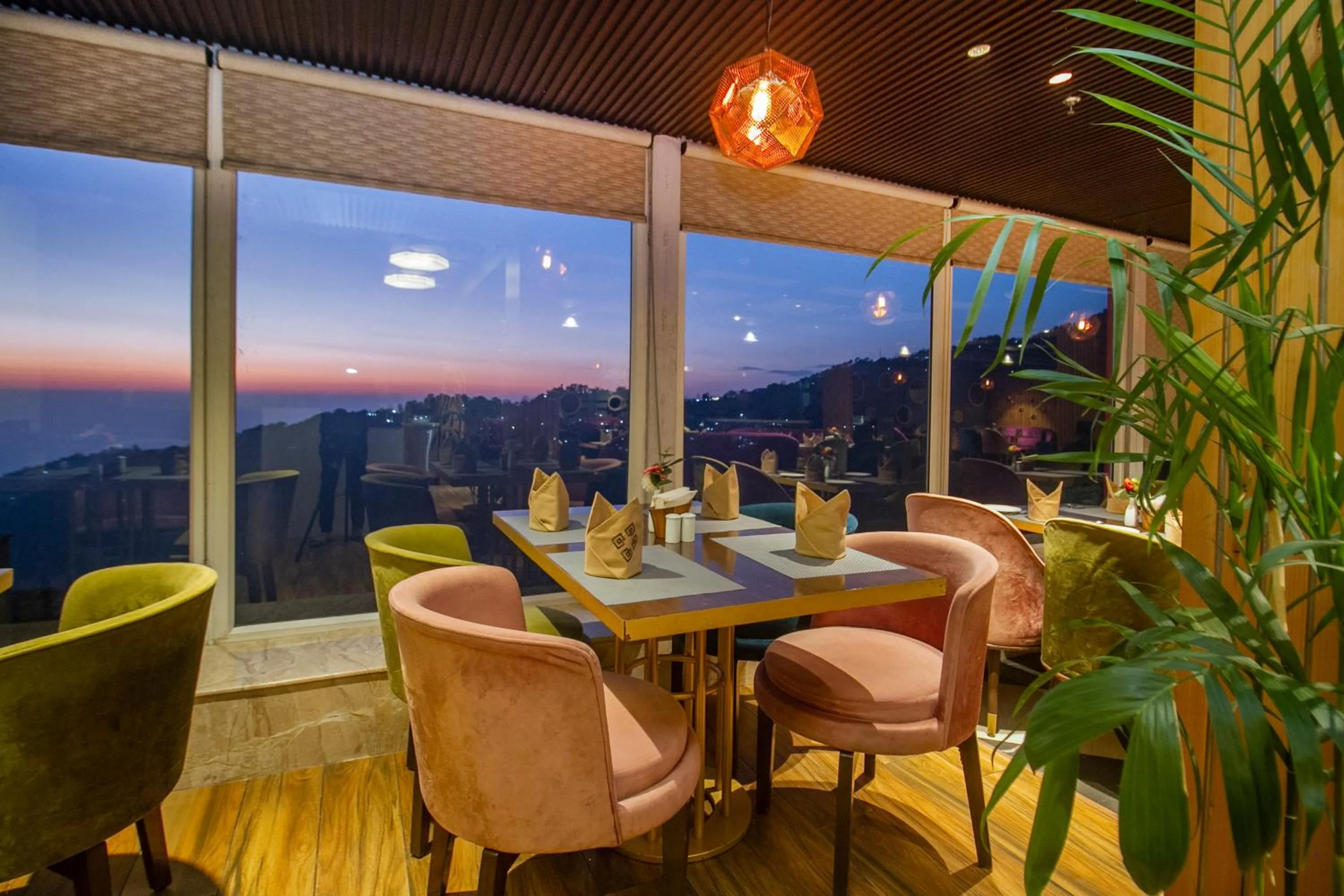 Restaurant/places to eat in Amritara Surya - A Luxury Spa Retreat