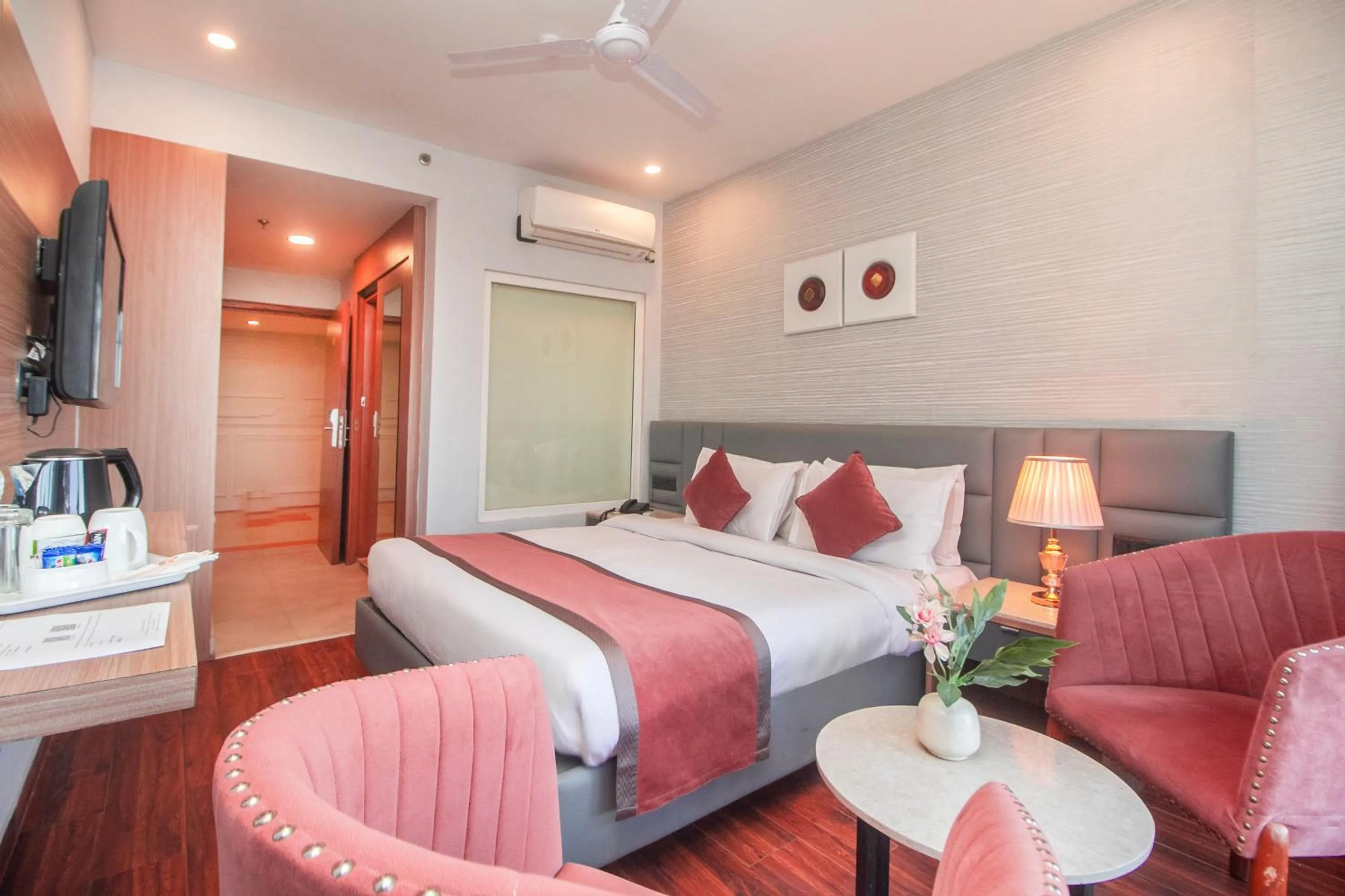 Bed in Amritara Surya - A Luxury Spa Retreat