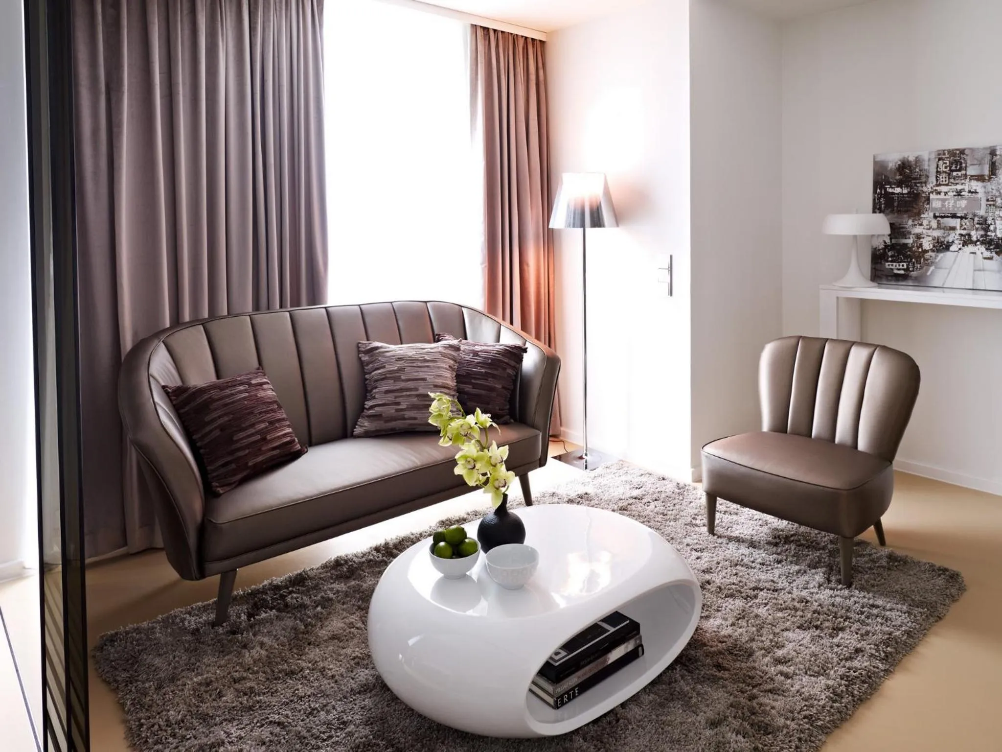 Living room in VISIONAPARTMENTS Berlin - contactless check-in
