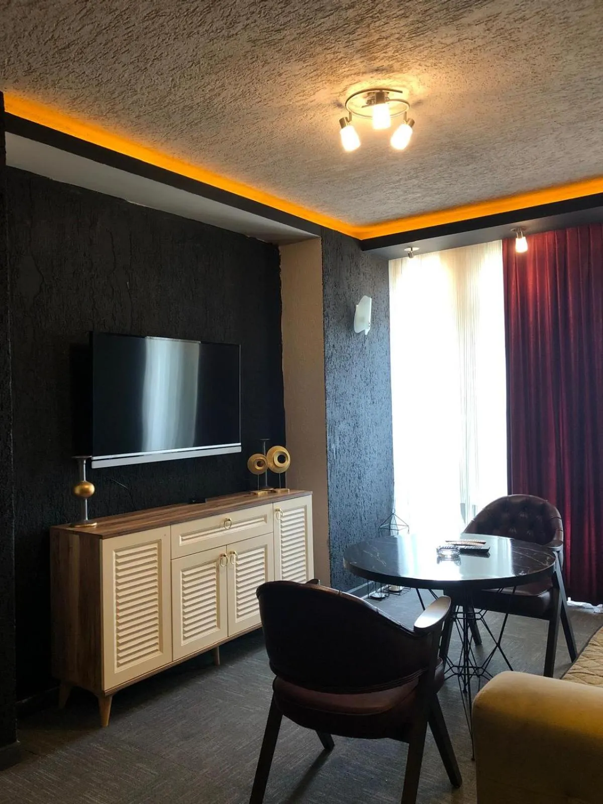 Photo of the whole room in My Palace Aırport