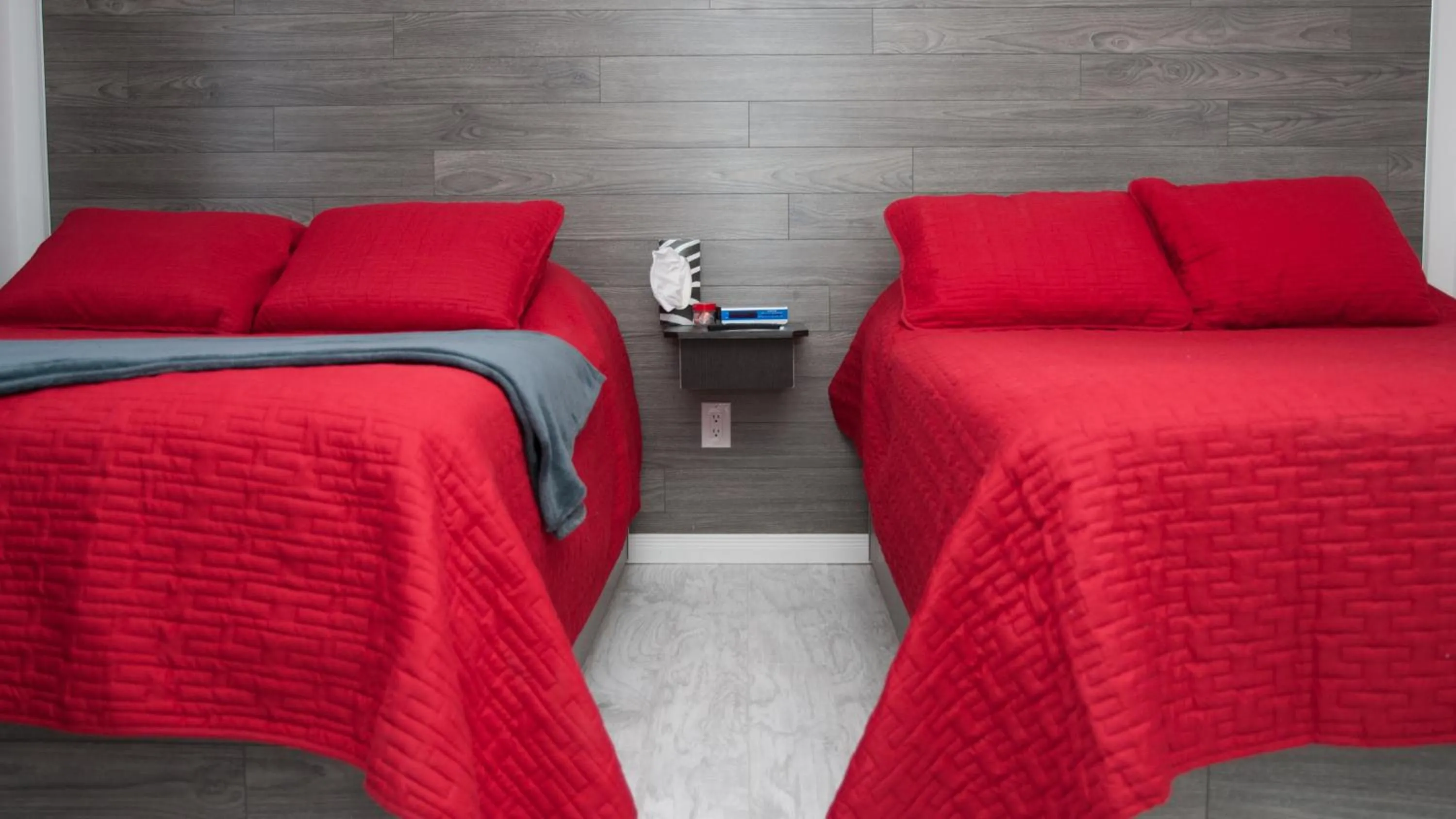 Bed in Hotel Le Plaza