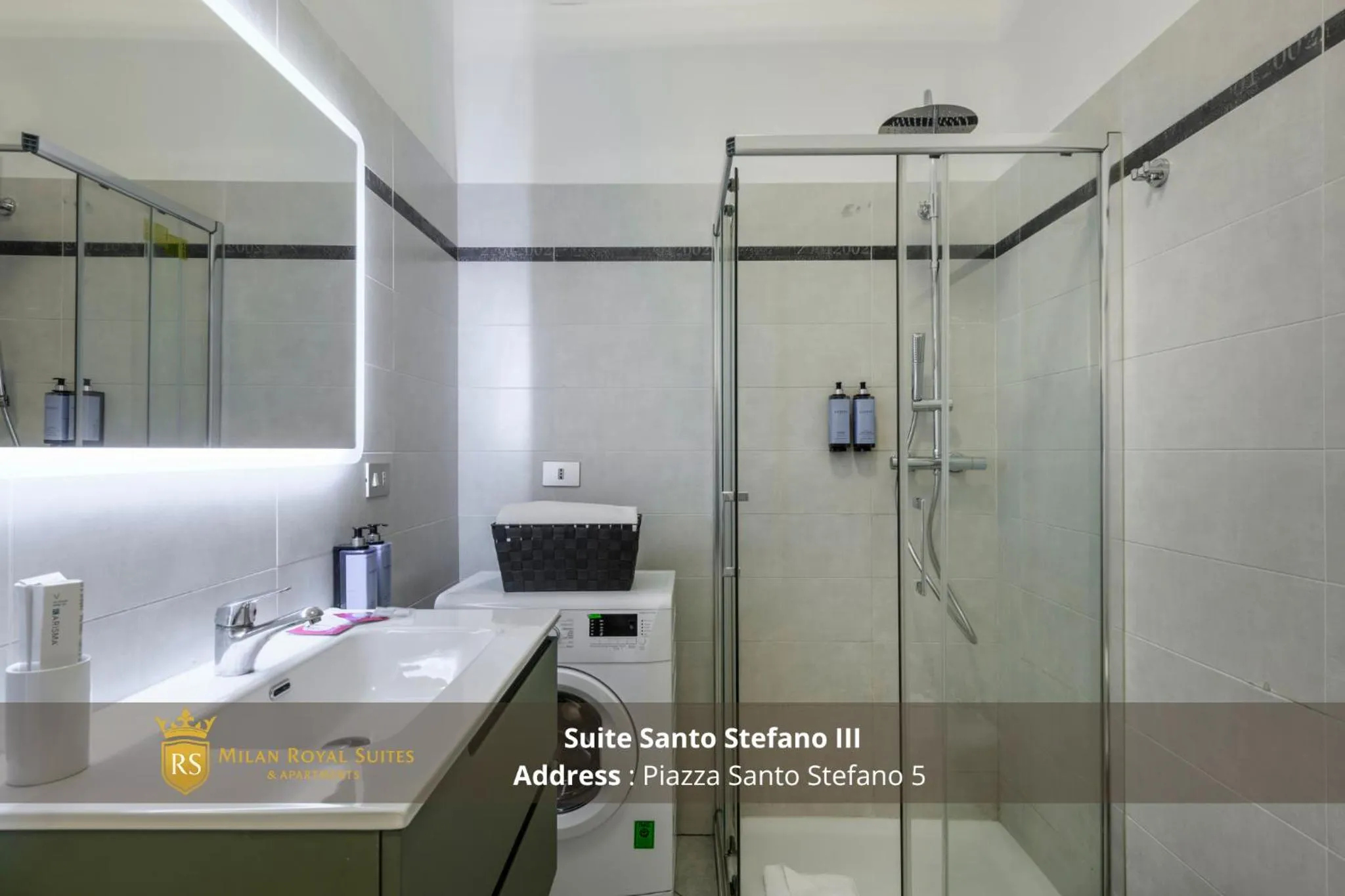 Bathroom in Milan Royal Suites - Centro