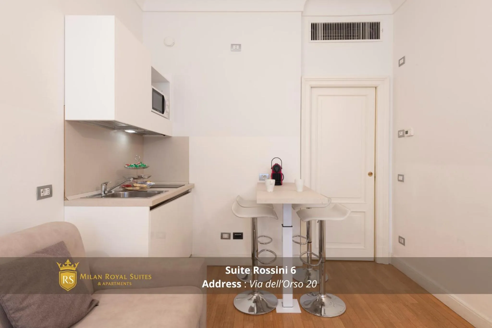 Kitchen or kitchenette in Milan Royal Suites - Centro