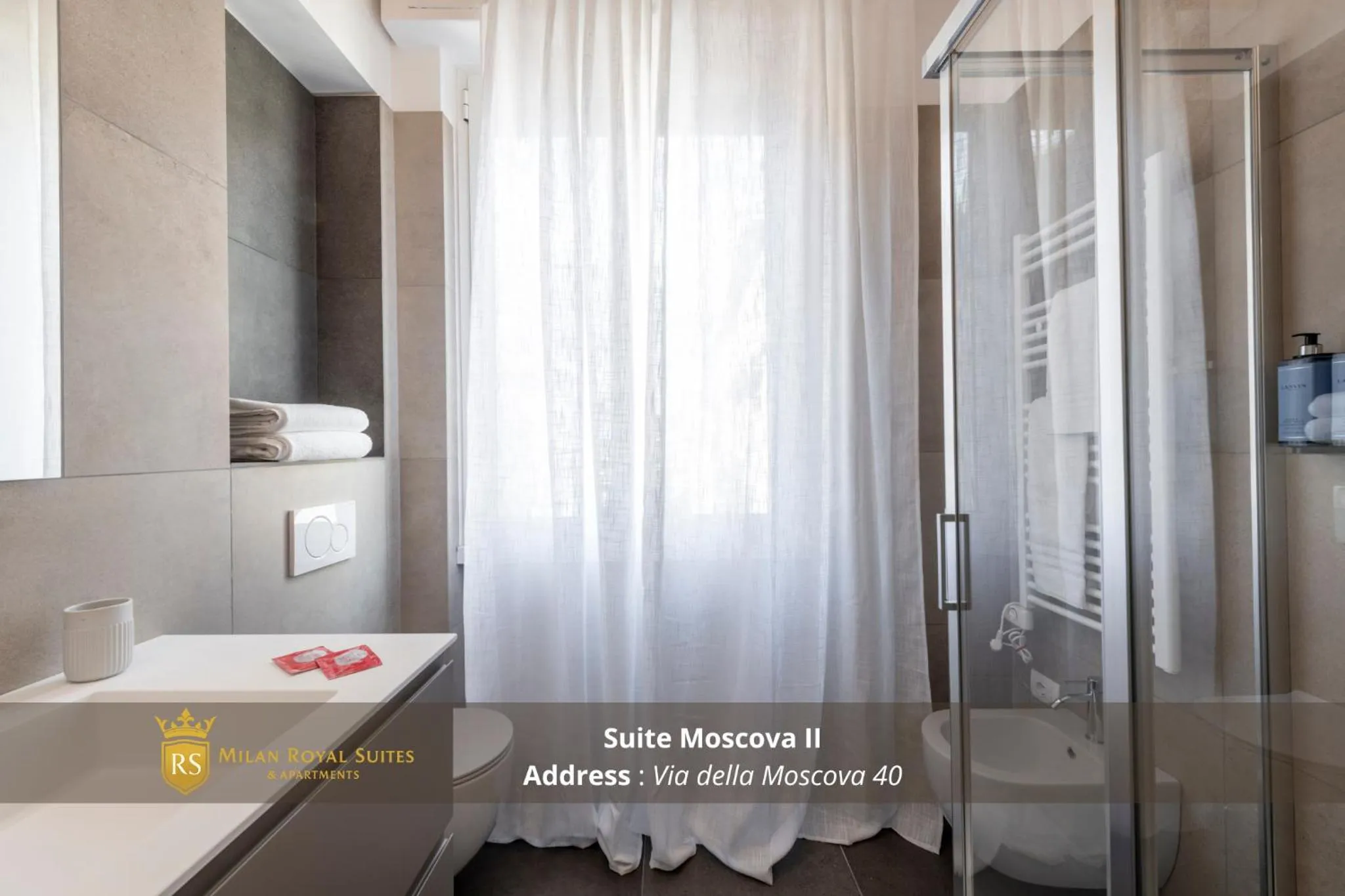 Bathroom in Milan Royal Suites - Centro