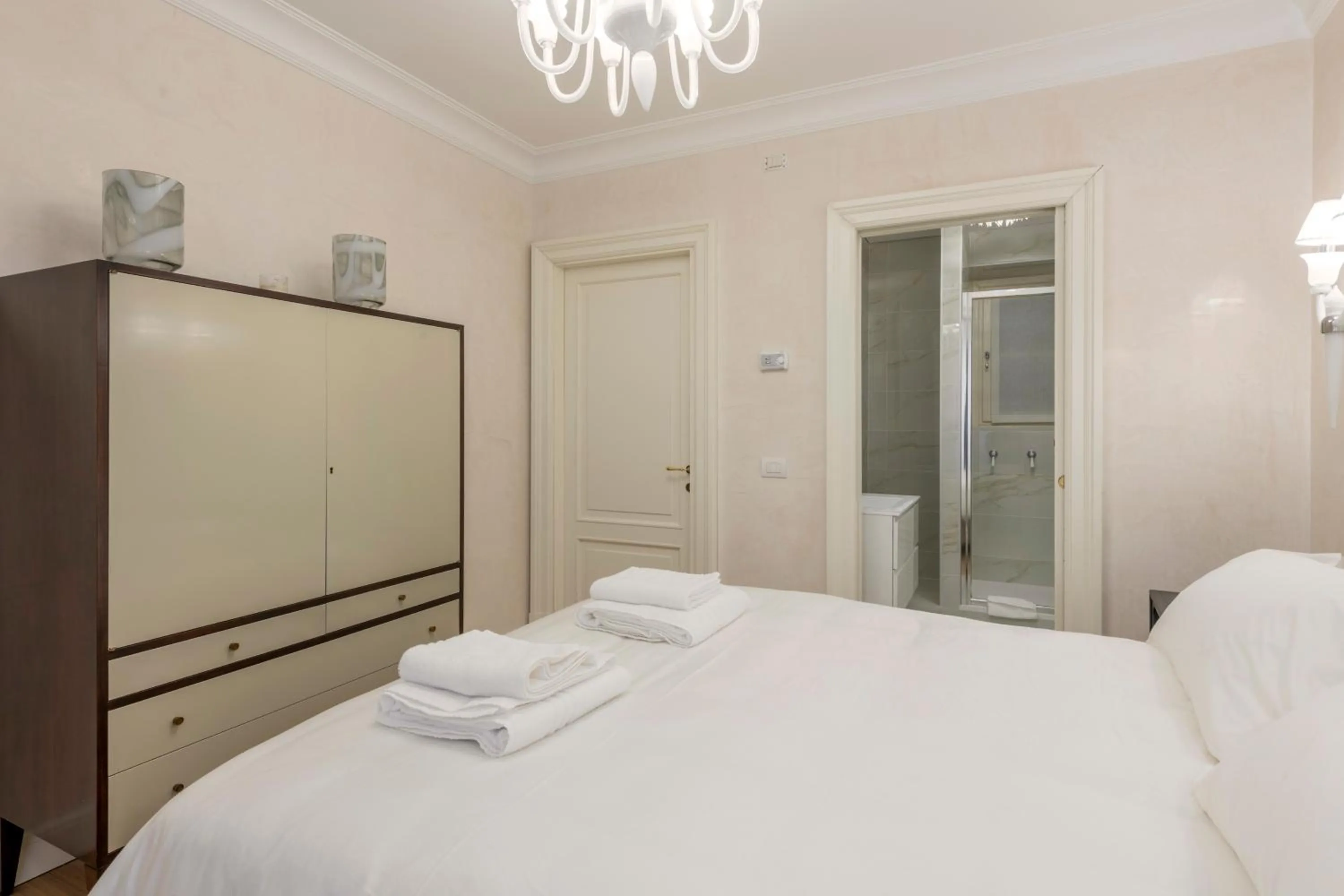 Bed in Milan Royal Suites - Centro