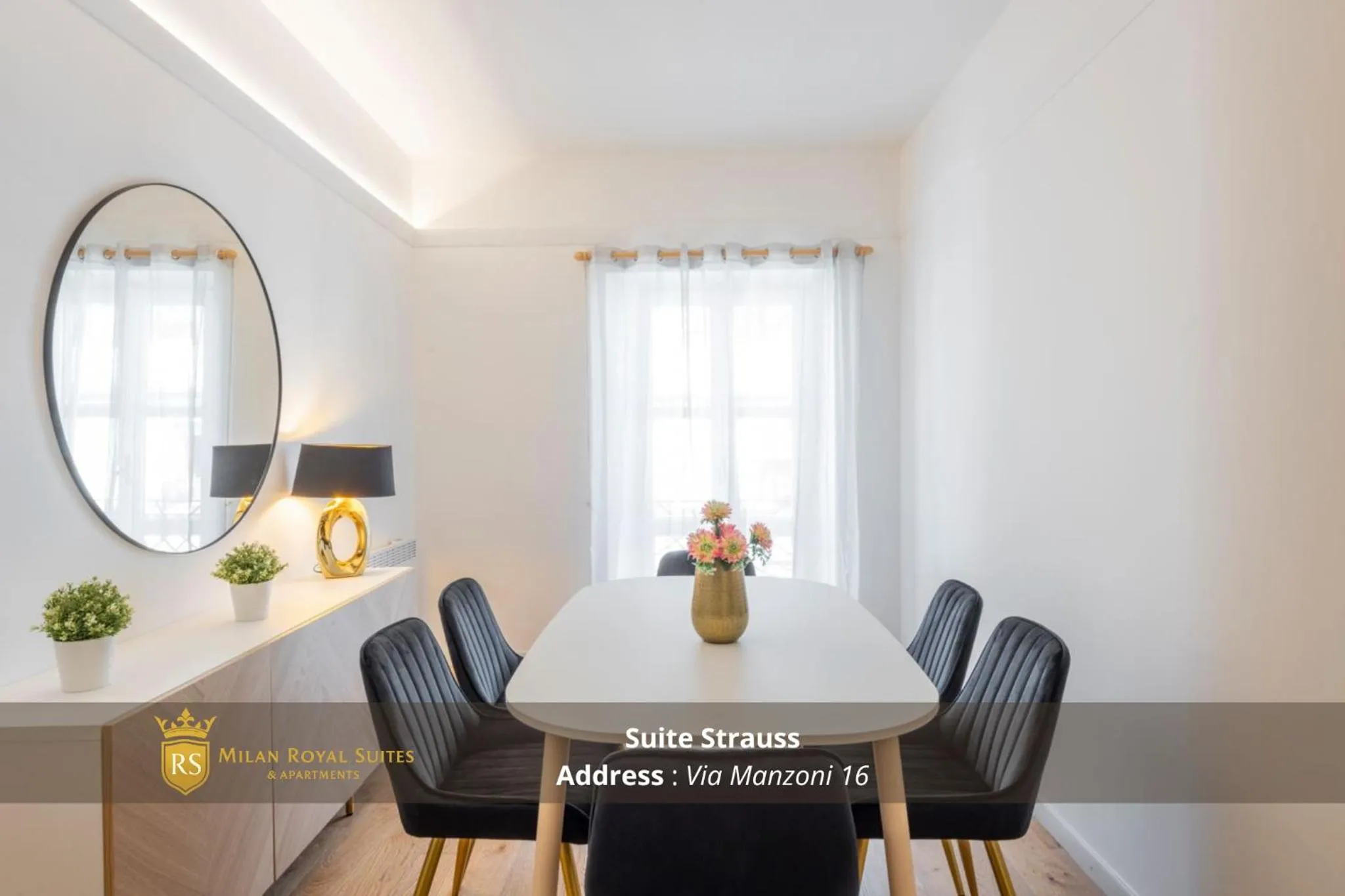 Living room in Milan Royal Suites - Centro