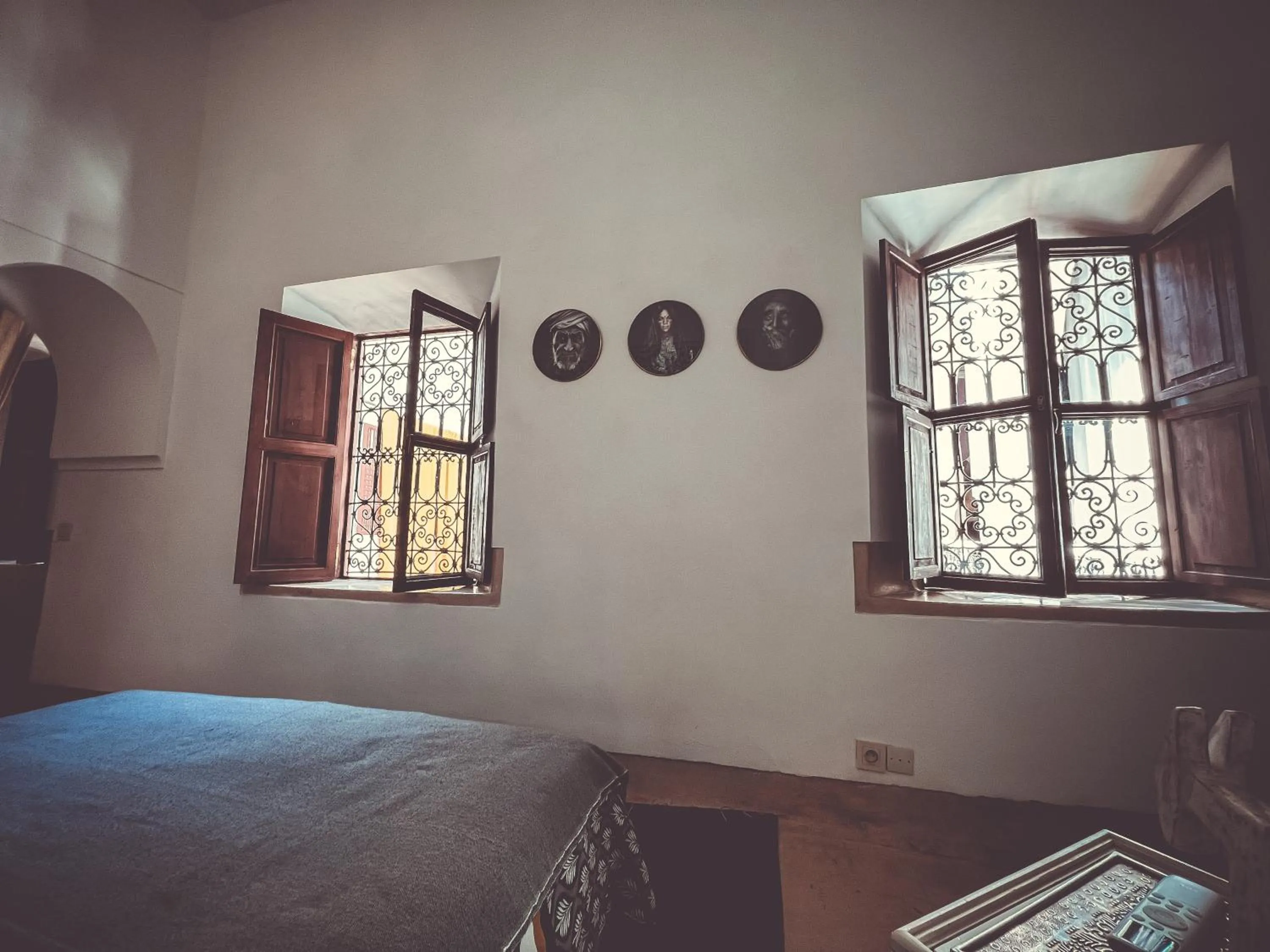 Decorative detail, Bed in DAR AURORA