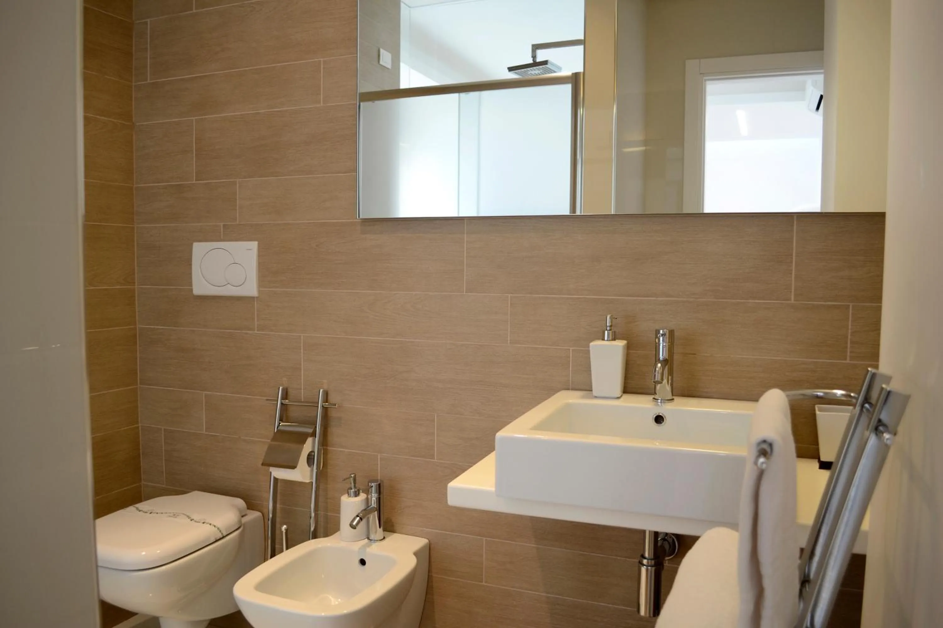 Toilet in B&B Dimora Silvestri