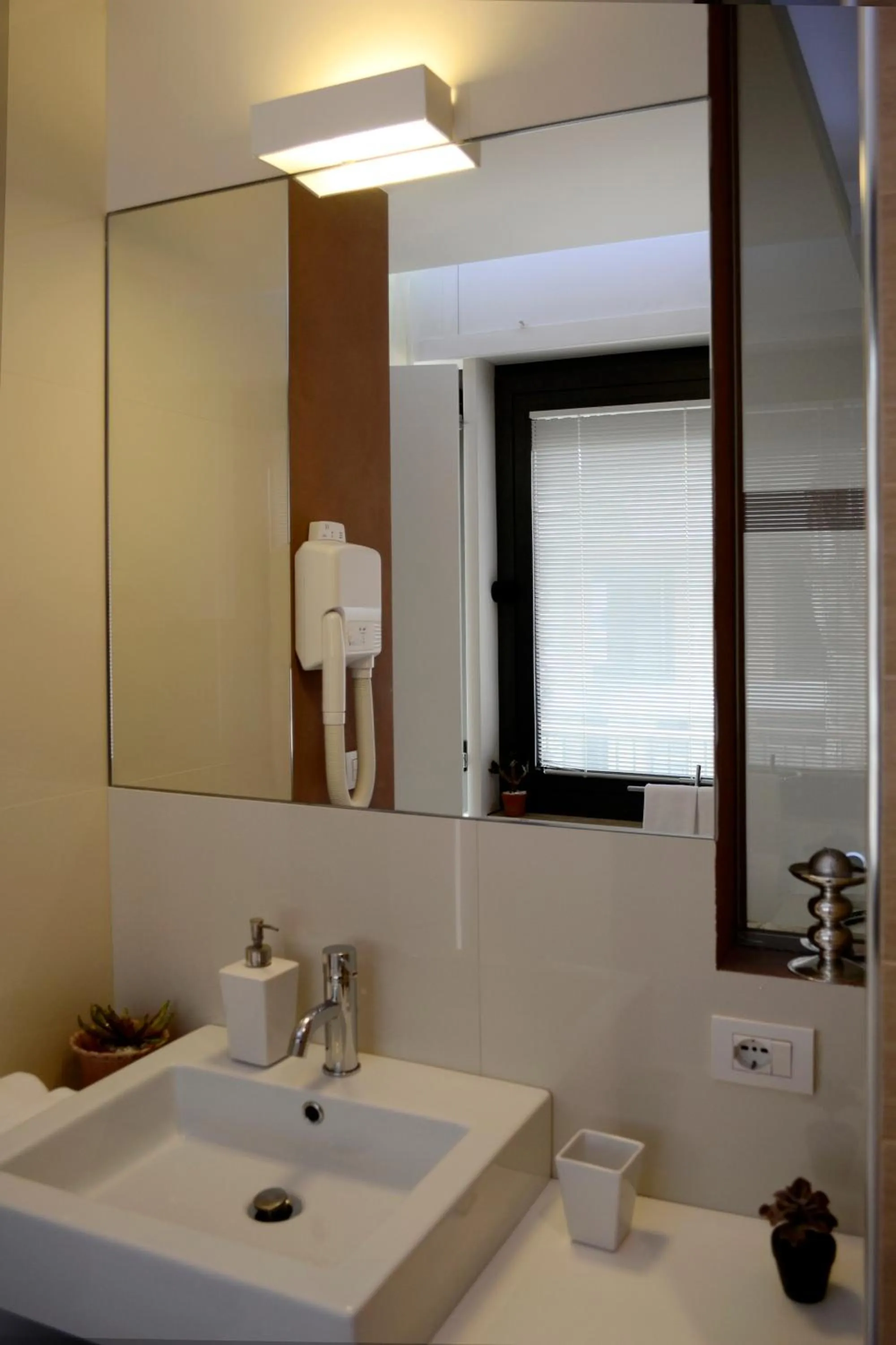 Toilet in B&B Dimora Silvestri