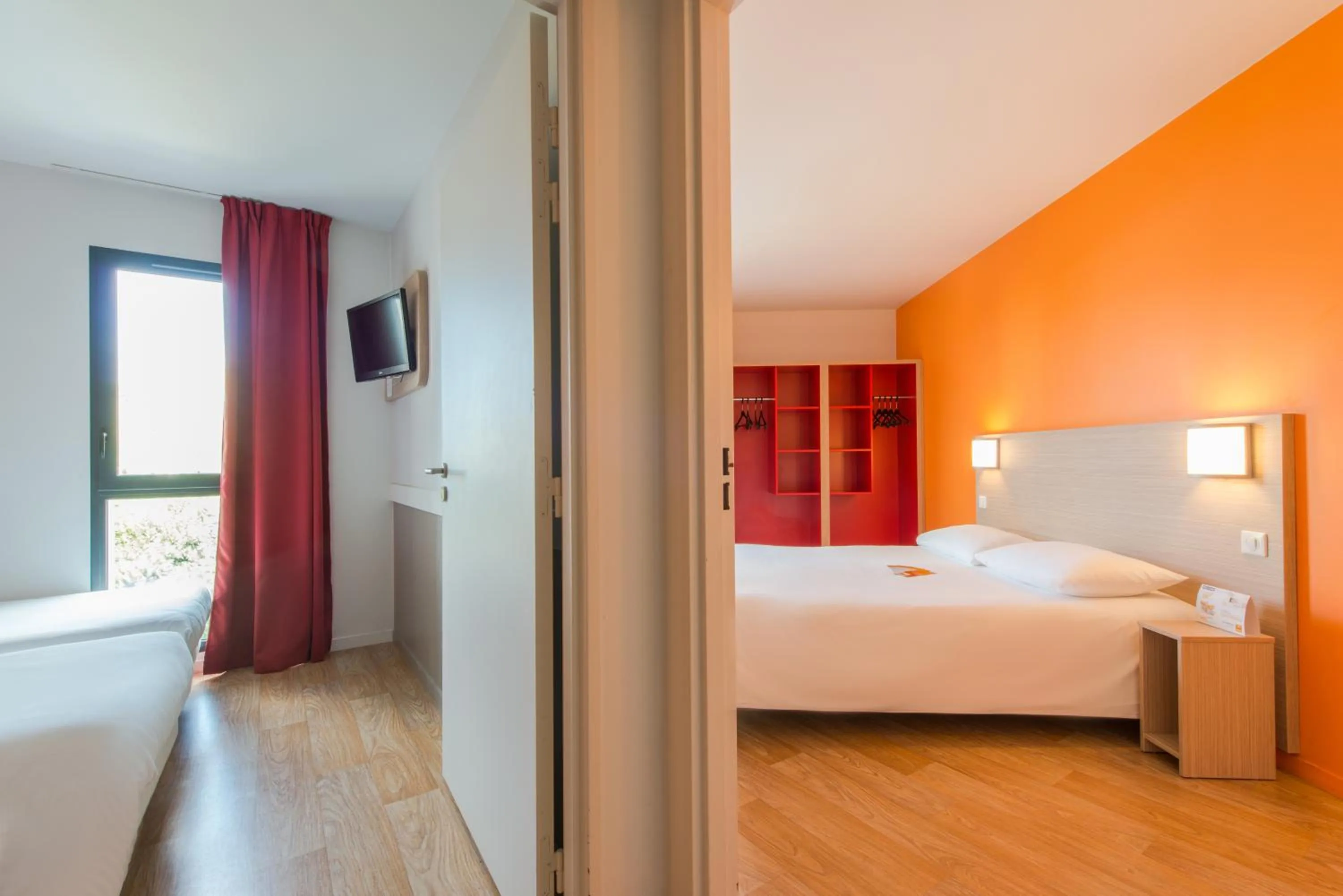 Bedroom, Bed in Hôtel Eco La Rochelle Centre les Minimes