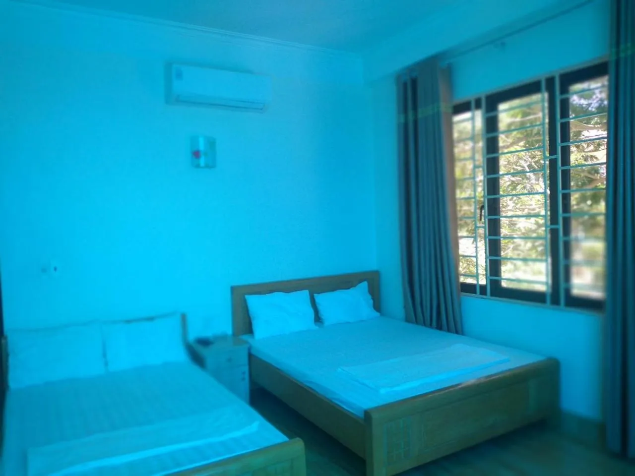 Bed in Gate Tuan Chau Hotel