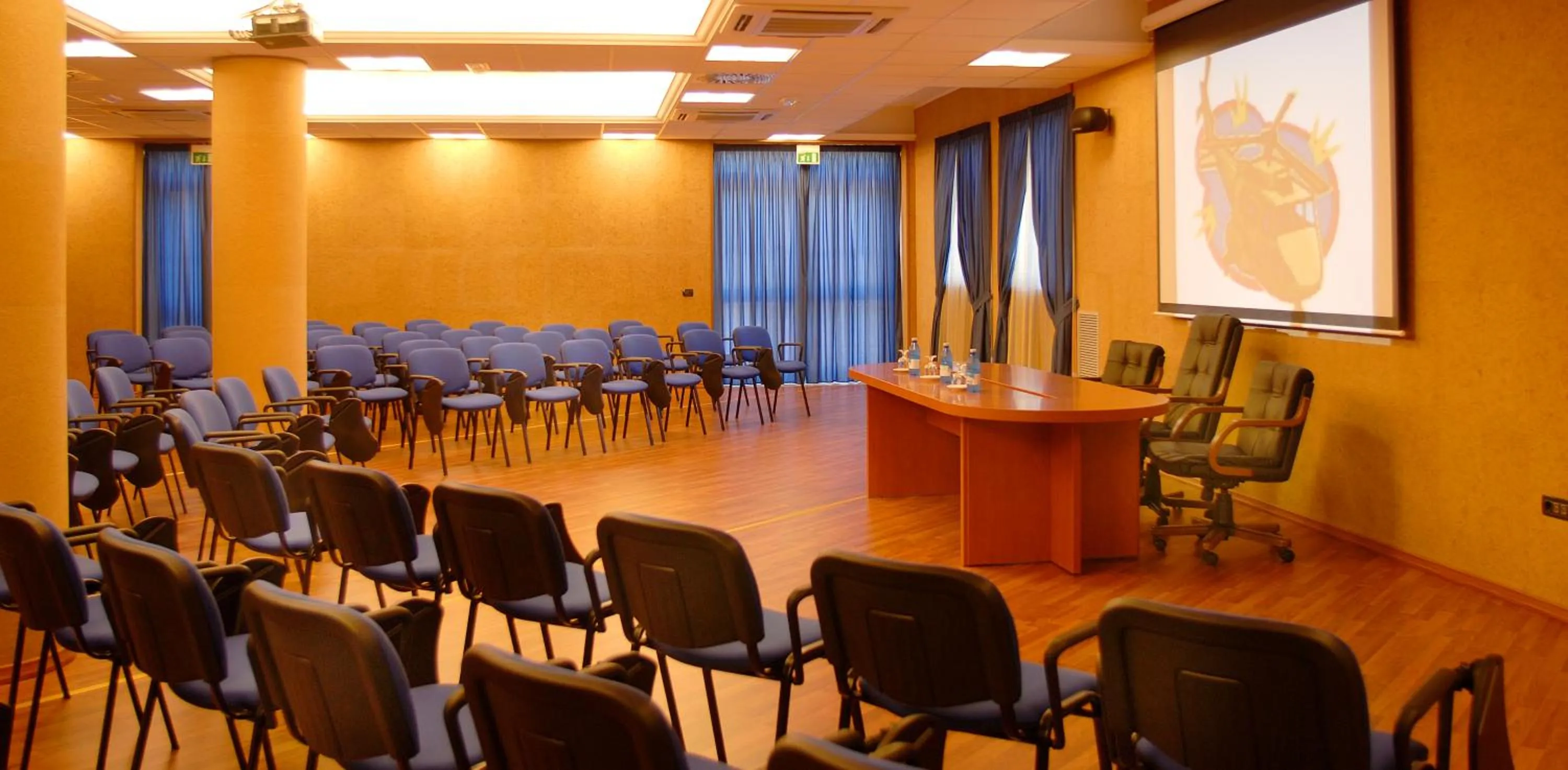 TV and multimedia in Hotel Castel Miramonti