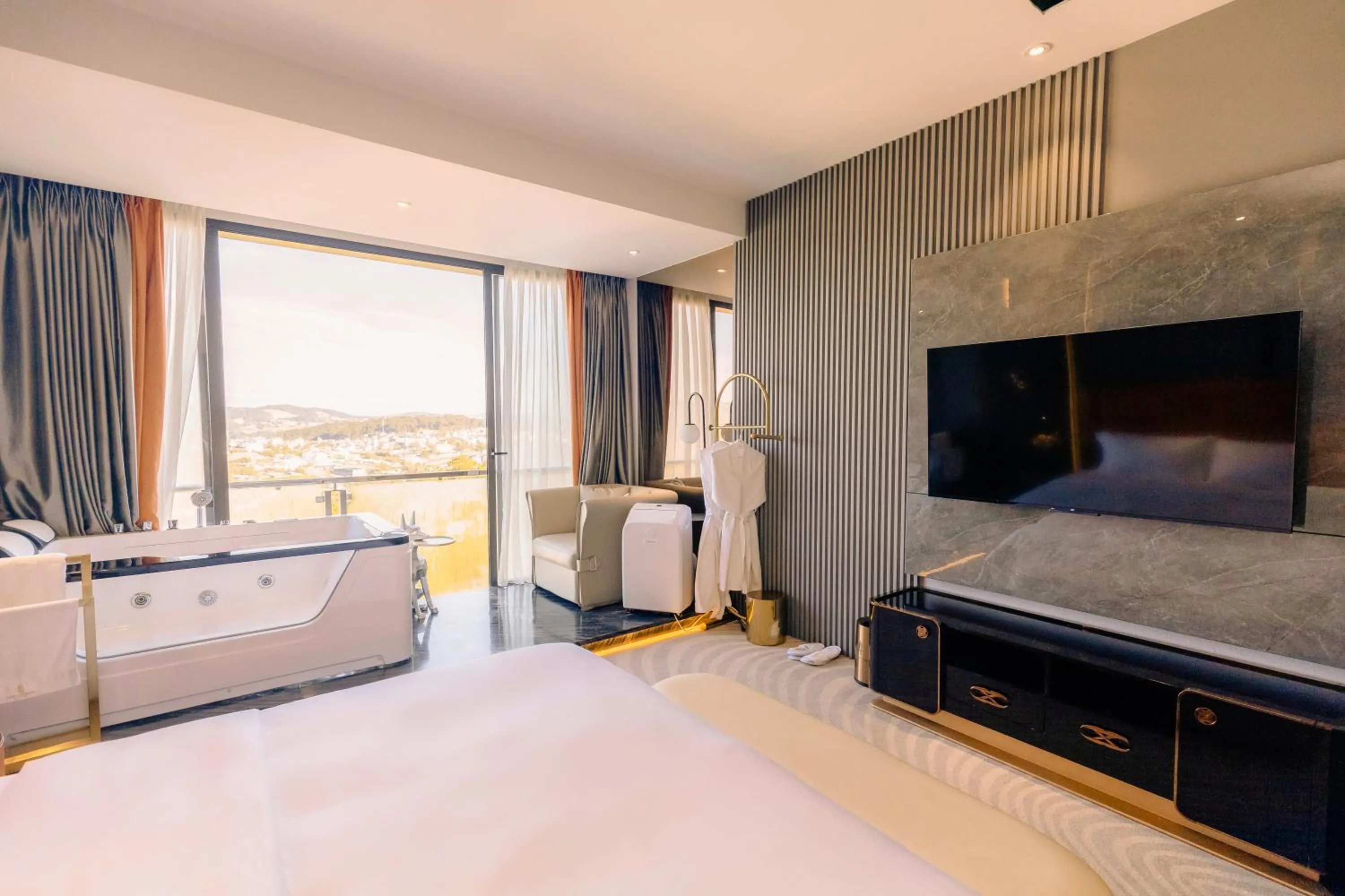 Bedroom, Bed in New Century Dalat Hotel