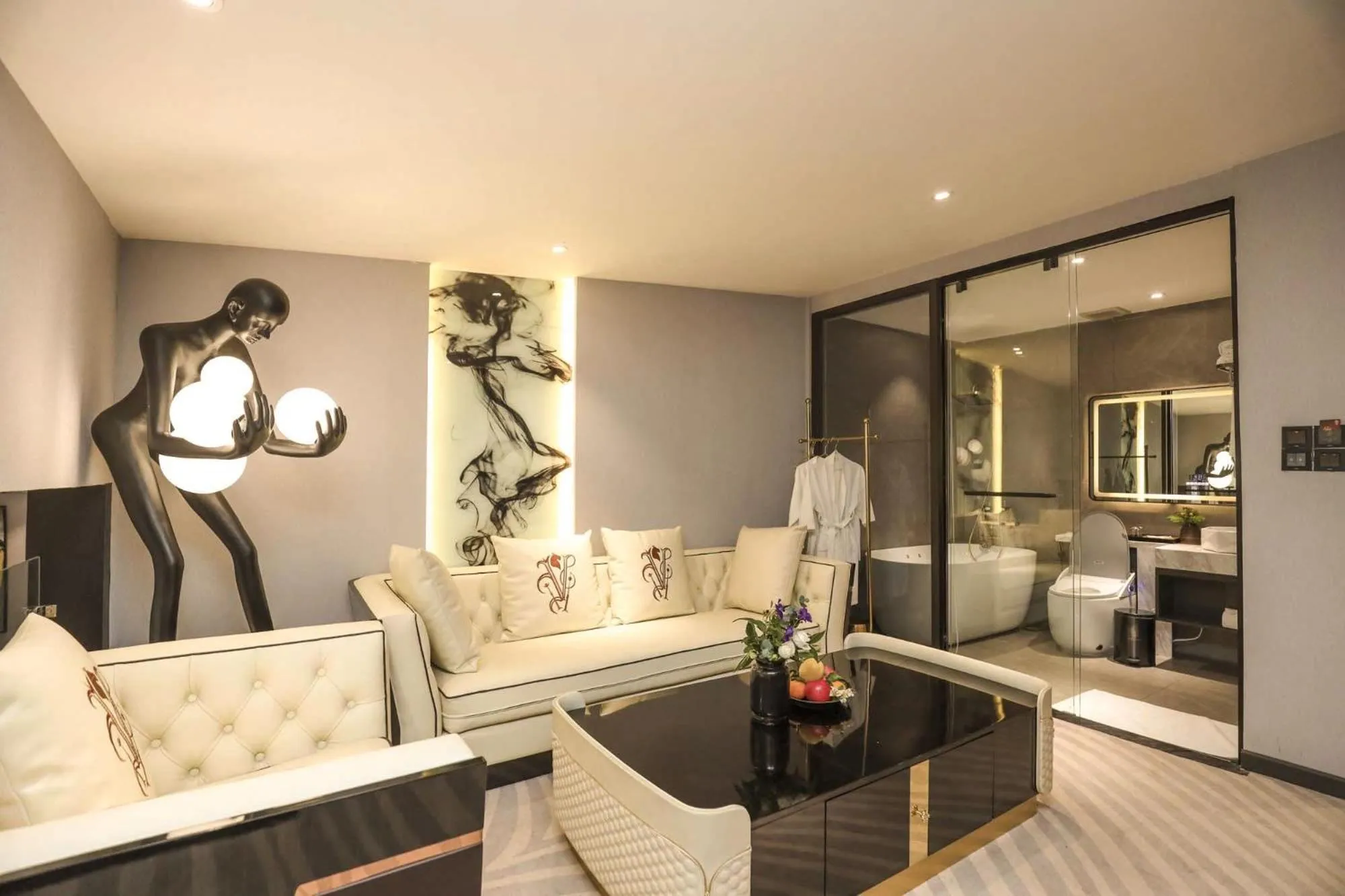 Living room in New Century Dalat Hotel