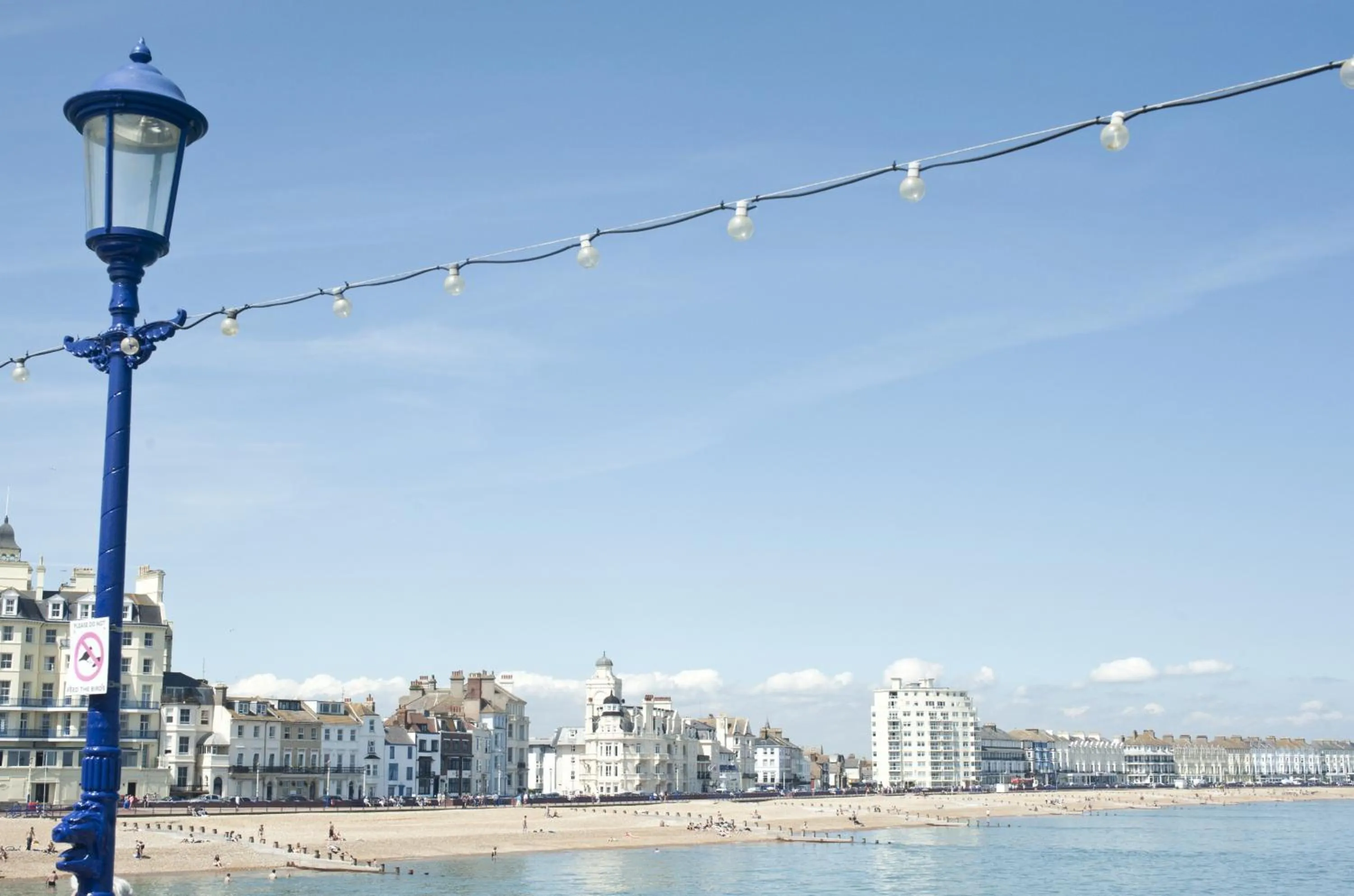 Facade/entrance in Shore View Hotel