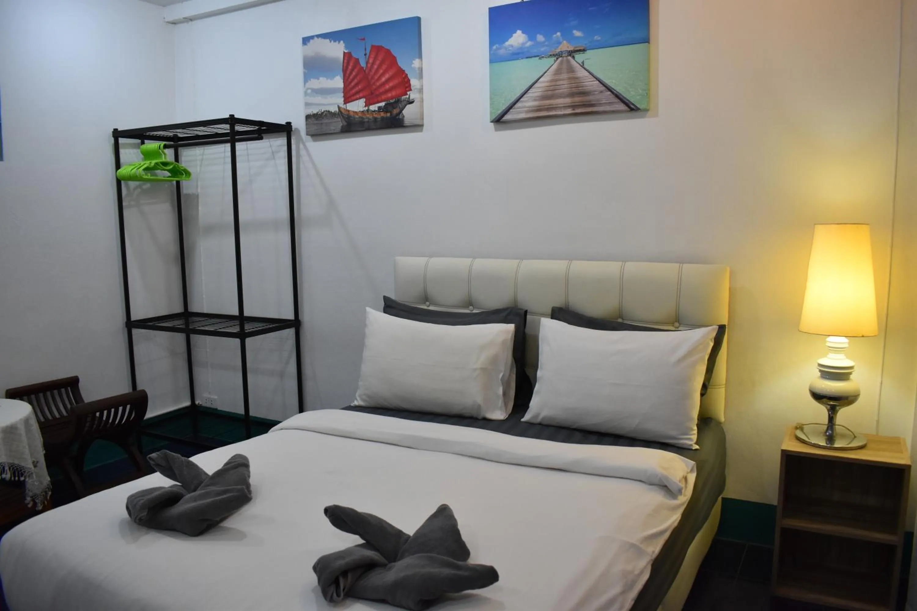 Bed in Sala Bua Room