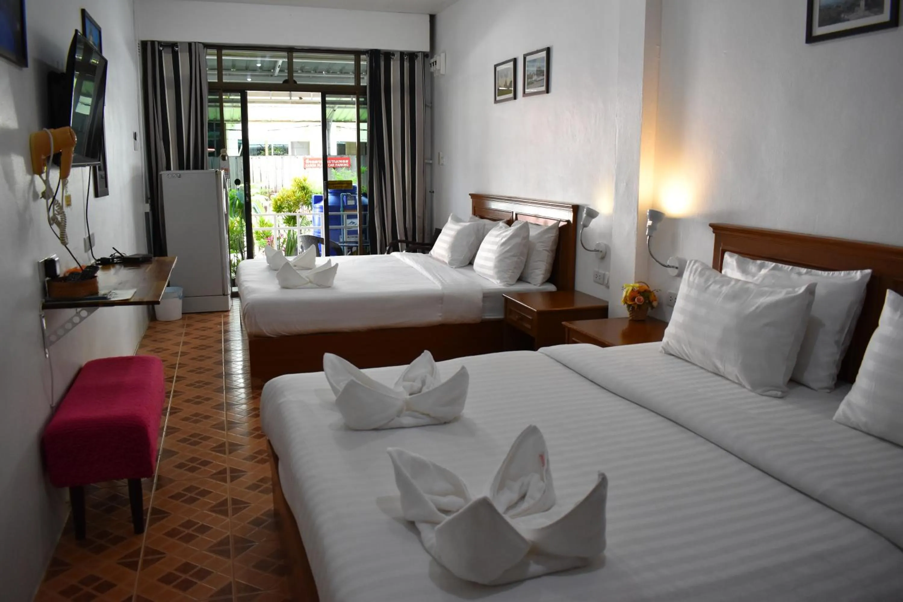 Bed in Sala Bua Room