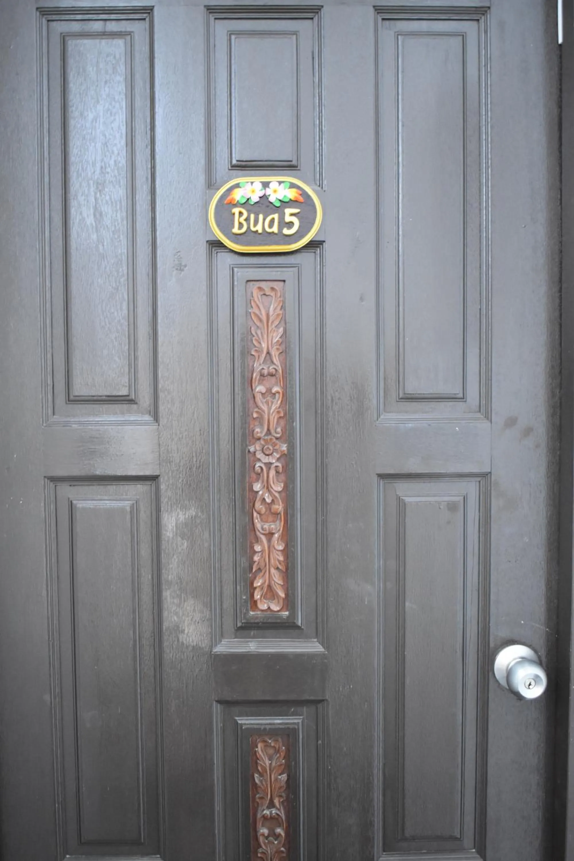 Photo of the whole room in Sala Bua Room