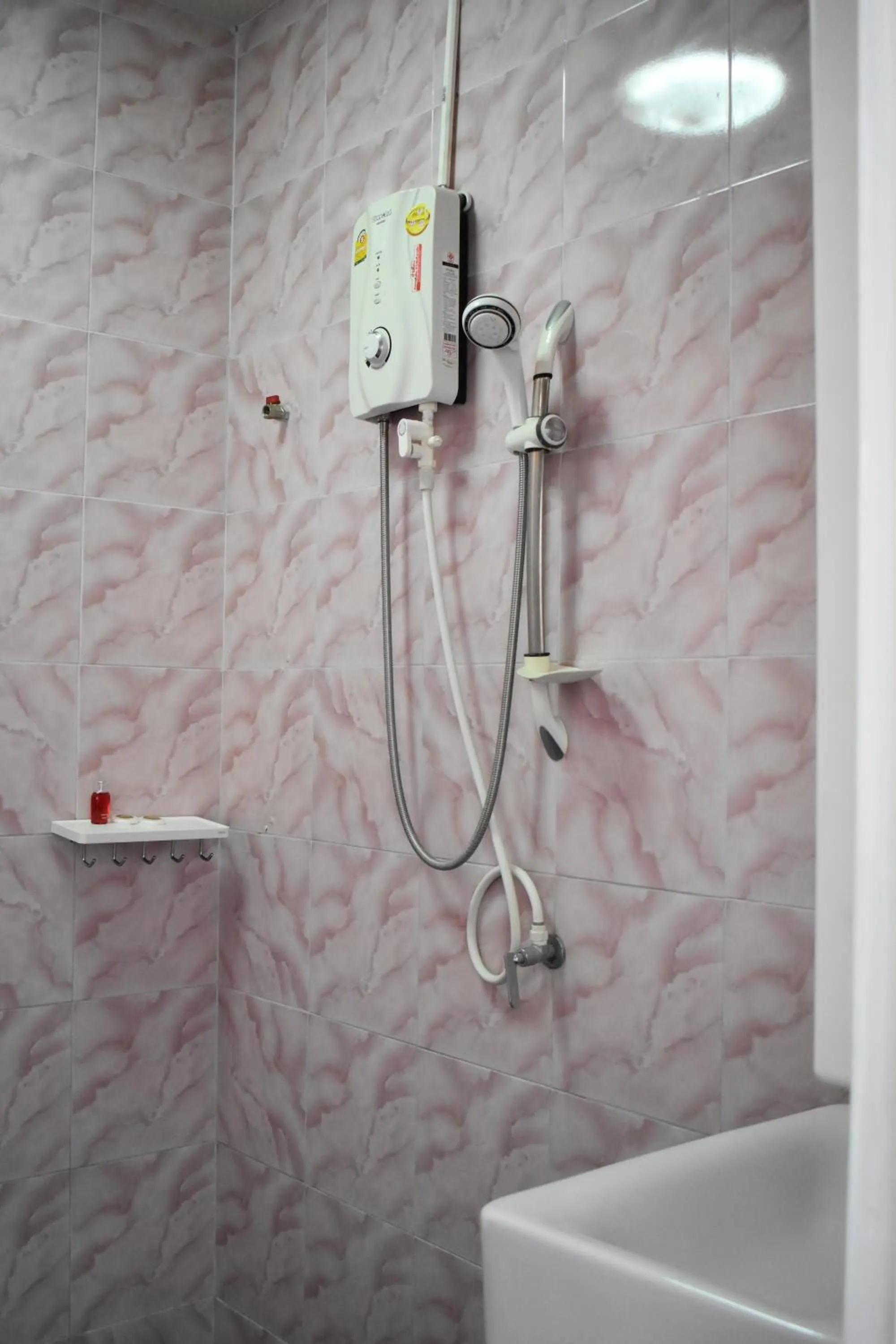 Shower in Sala Bua Room