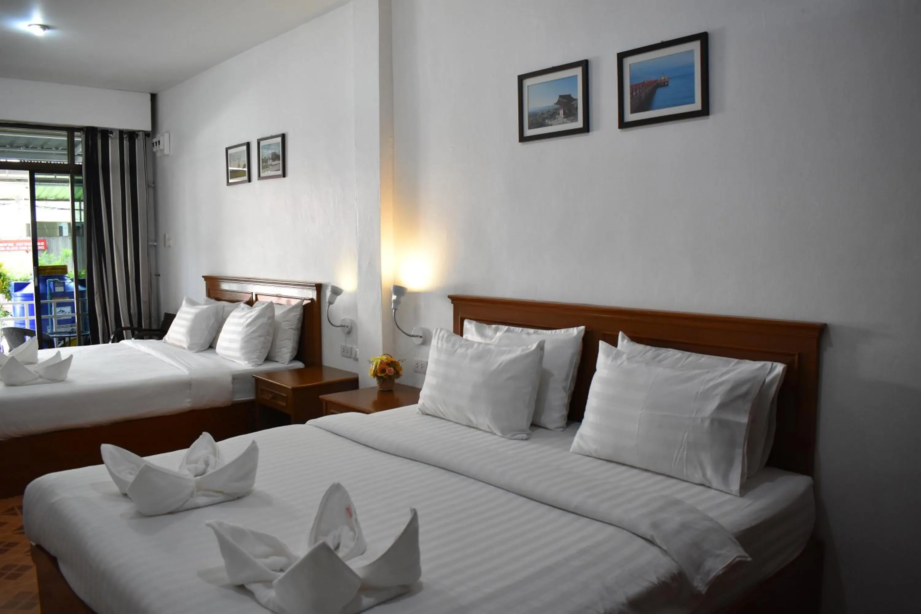 Bed in Sala Bua Room