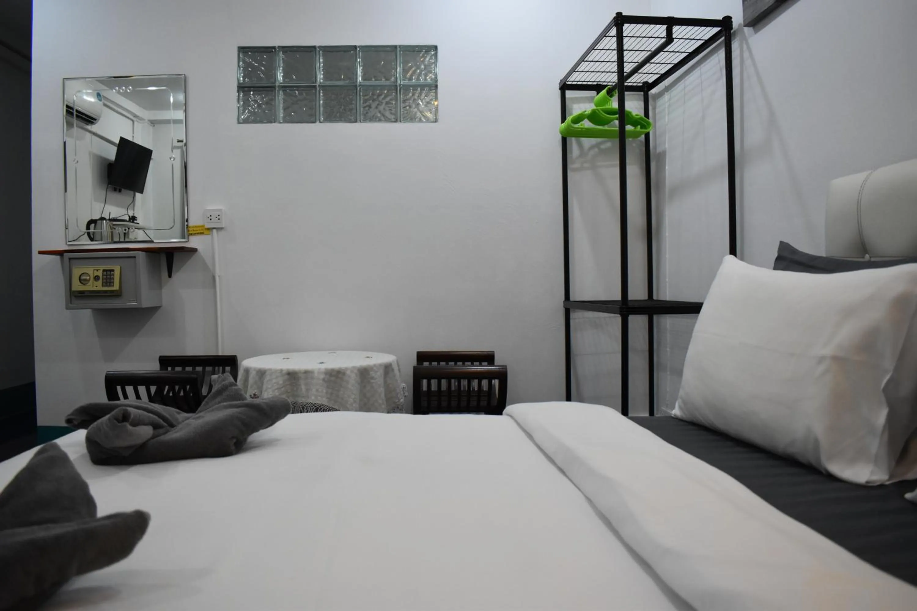 Bed in Sala Bua Room