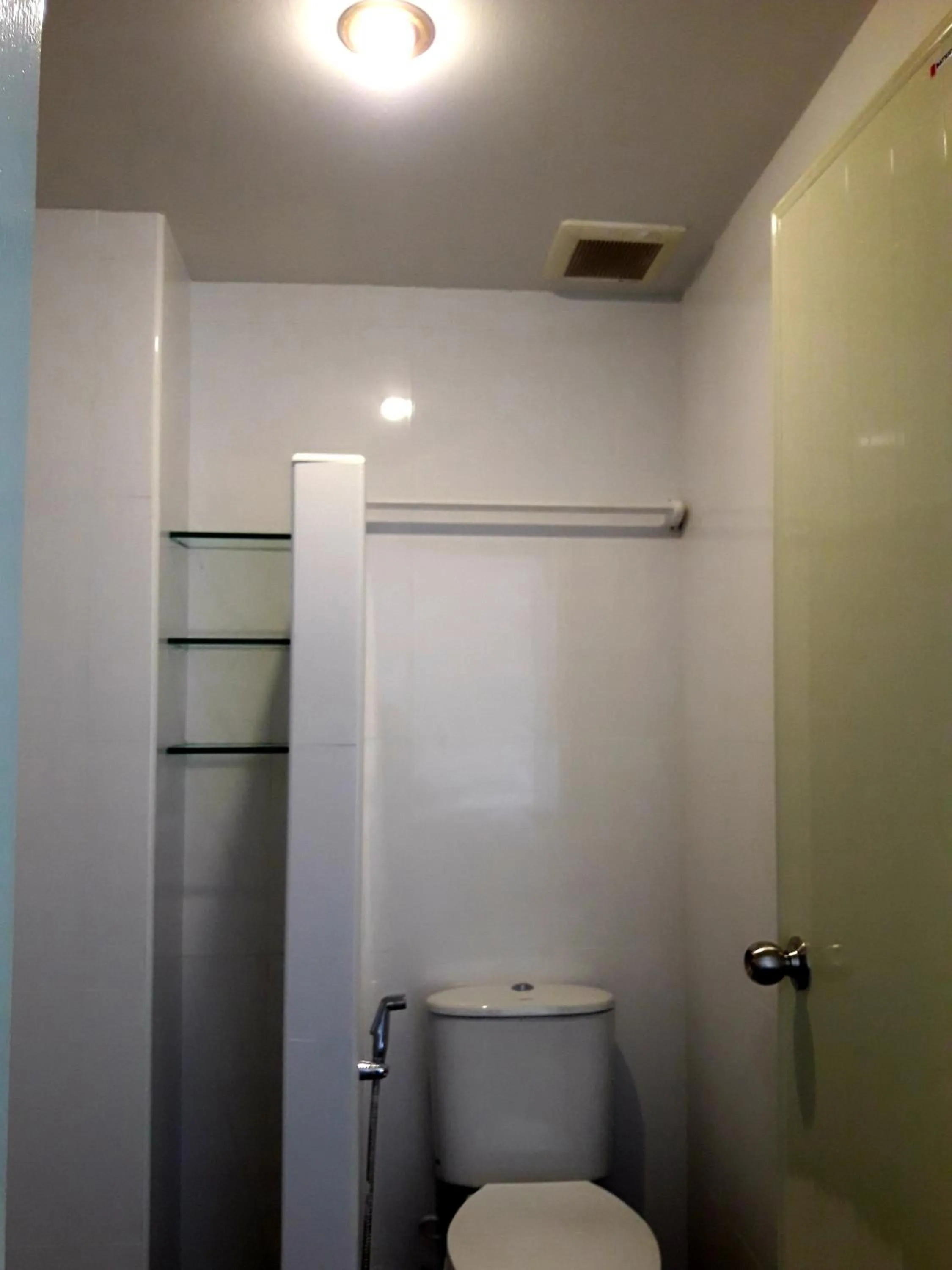 Toilet in Sala Bua Room