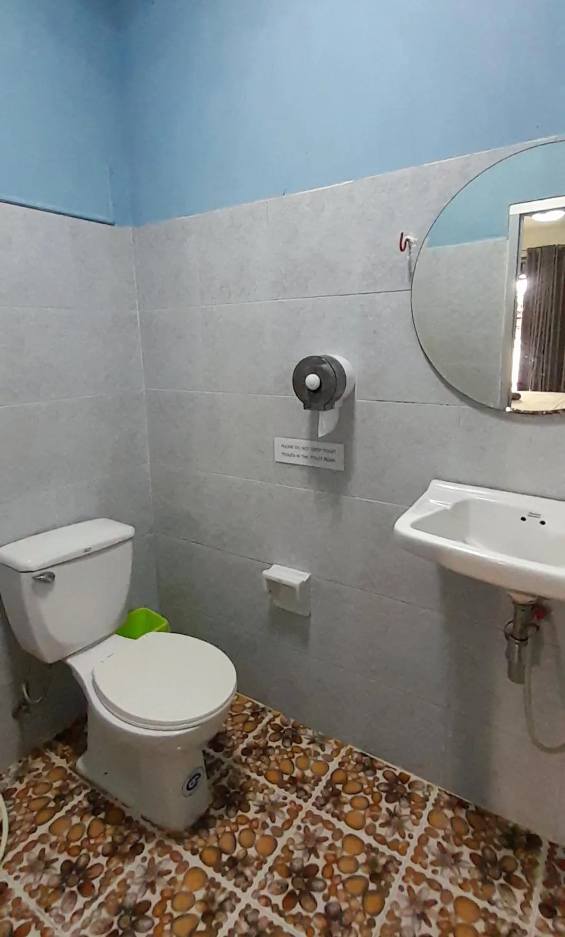 Toilet in Sala Bua Room