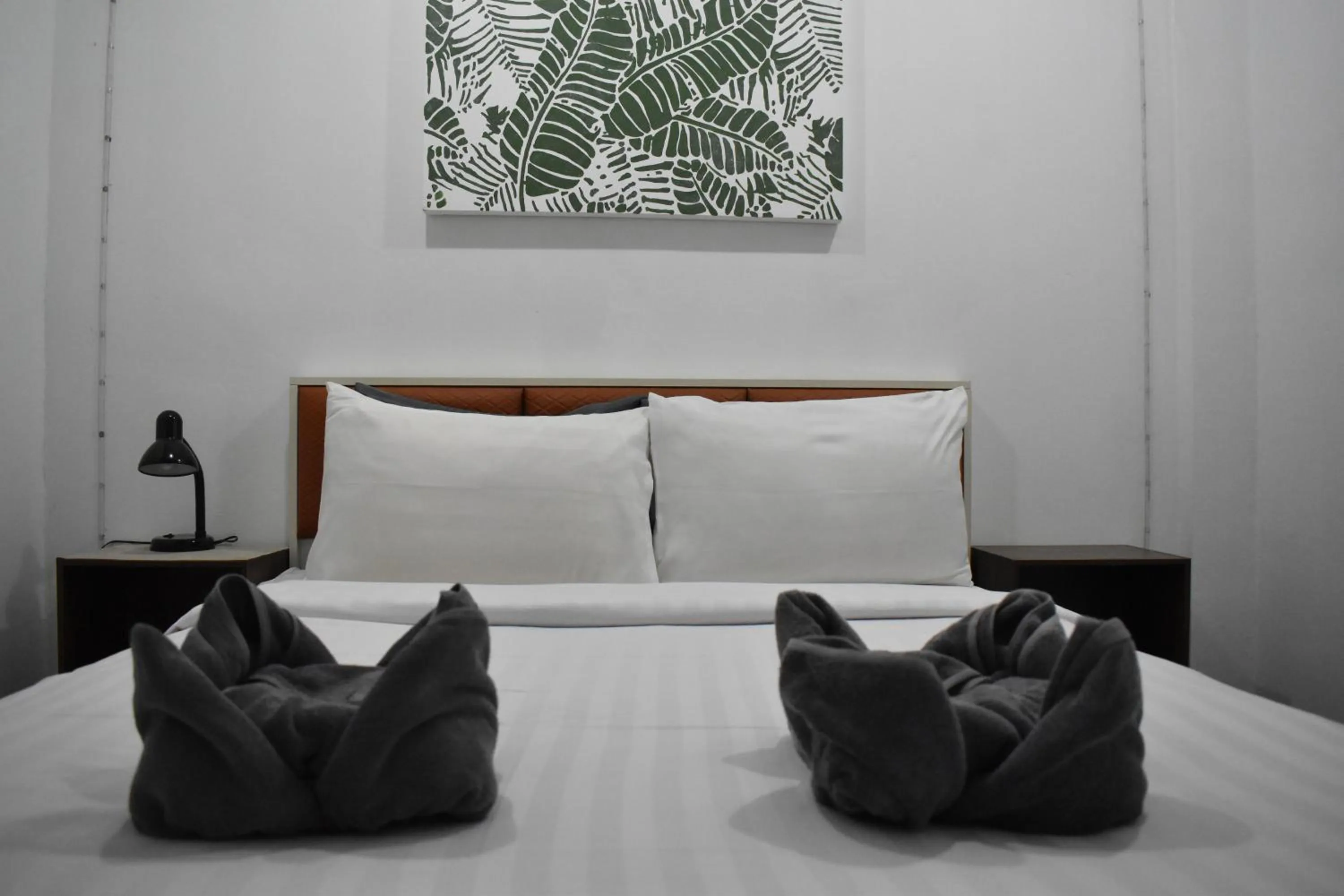 Bed in Sala Bua Room