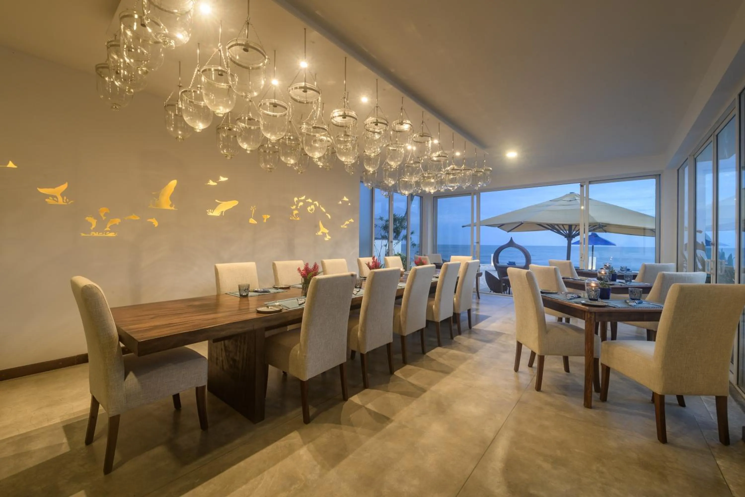 Restaurant/places to eat in The Beach House by Reveal