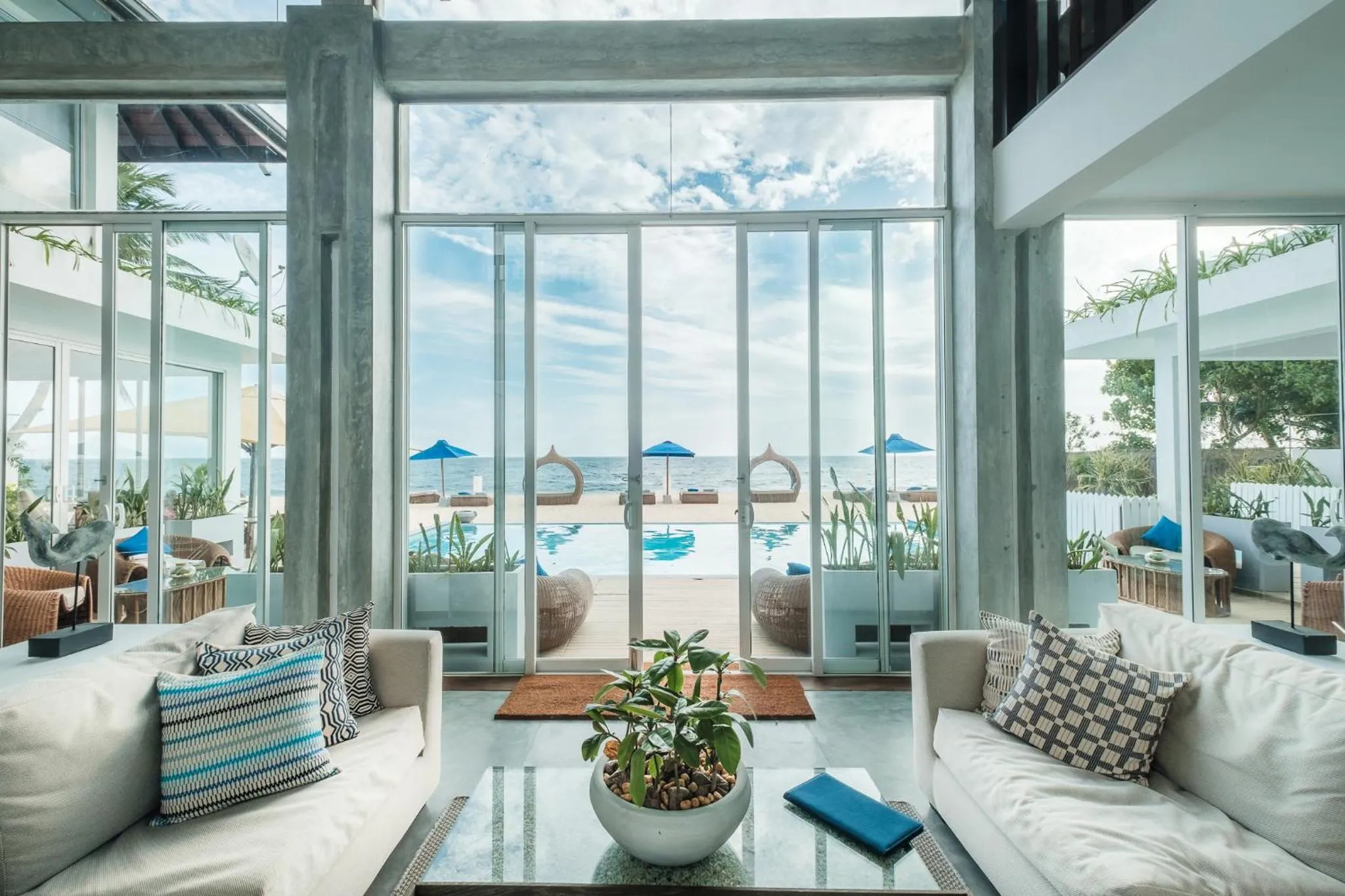 Lobby or reception in The Beach House by Reveal