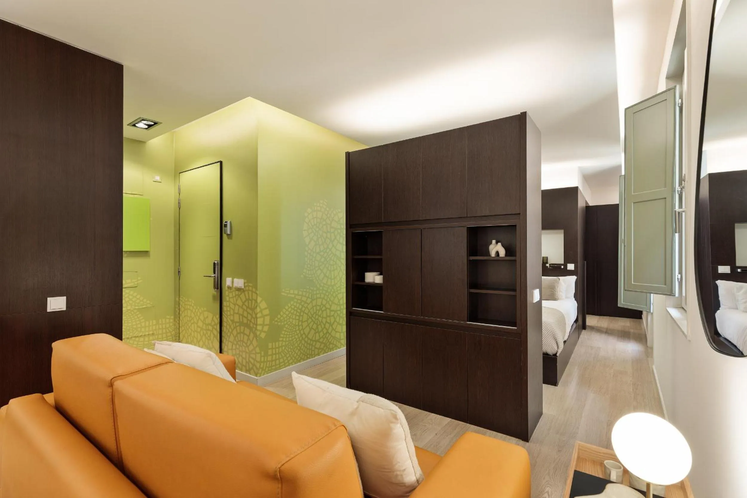 Communal lounge/ TV room in Ola Living Portaferrissa